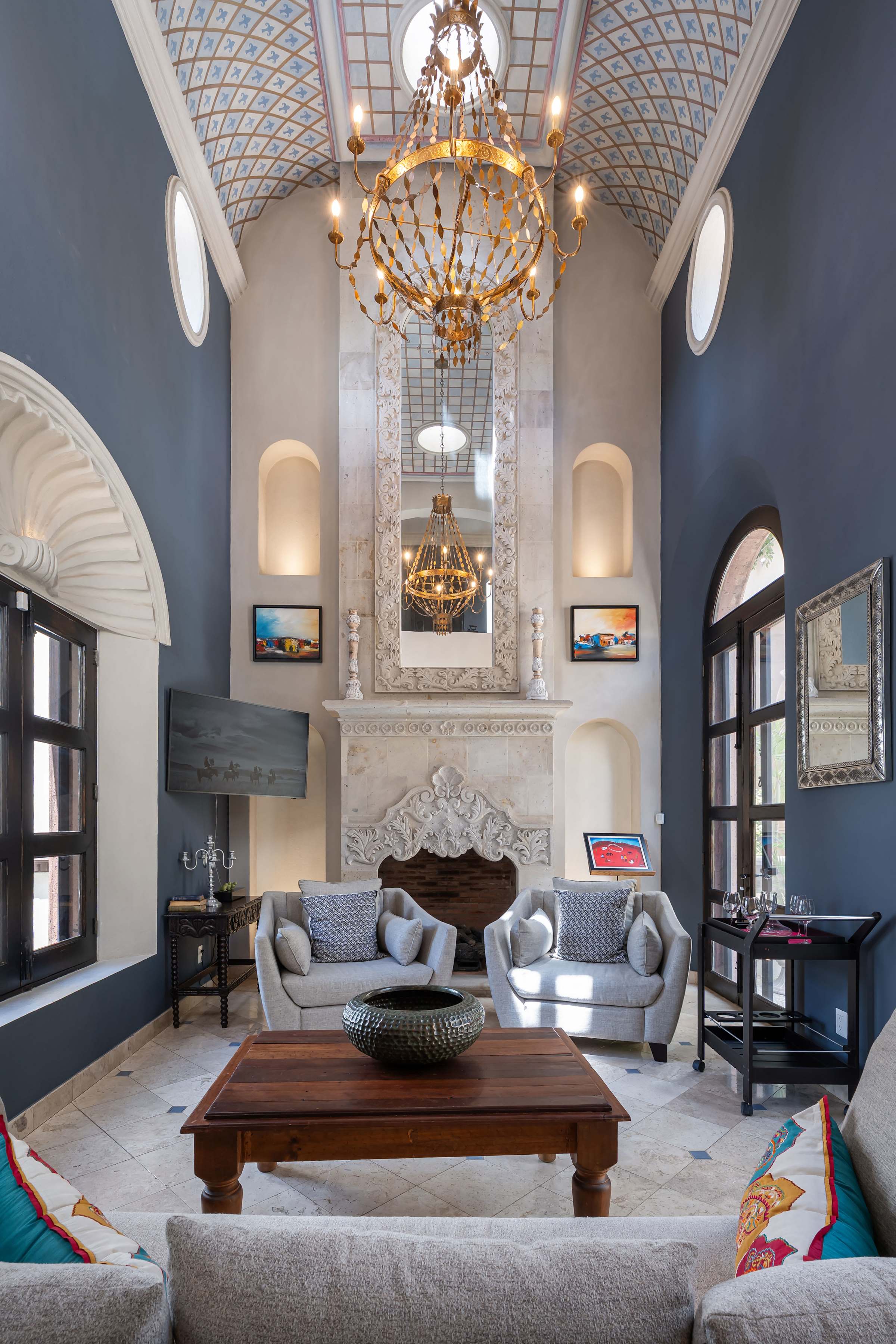 Casa Elegante, 3BR Modern Retreat in Centro · photo 1