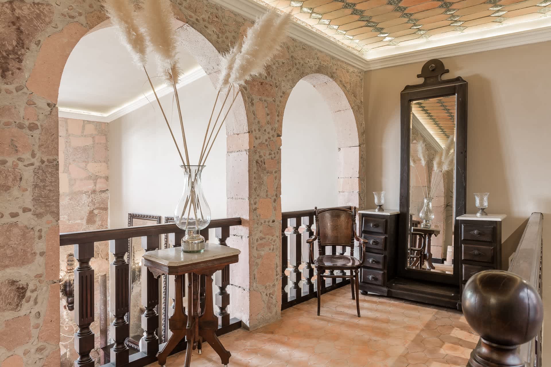Casa Vista 6BR Villa, 16p Jacuzzi Pool & Breakfast 38