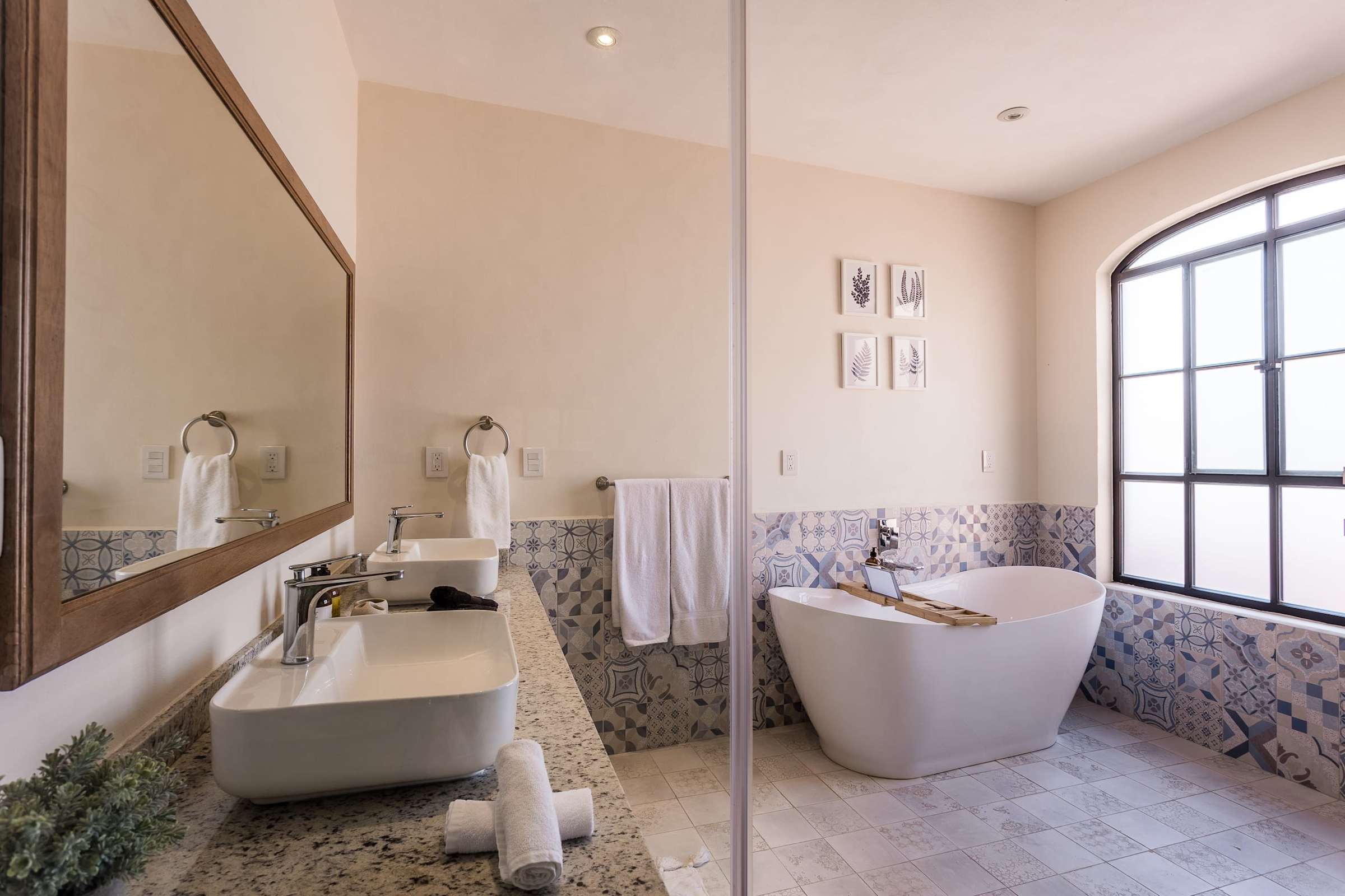 Bathroom with bathtub