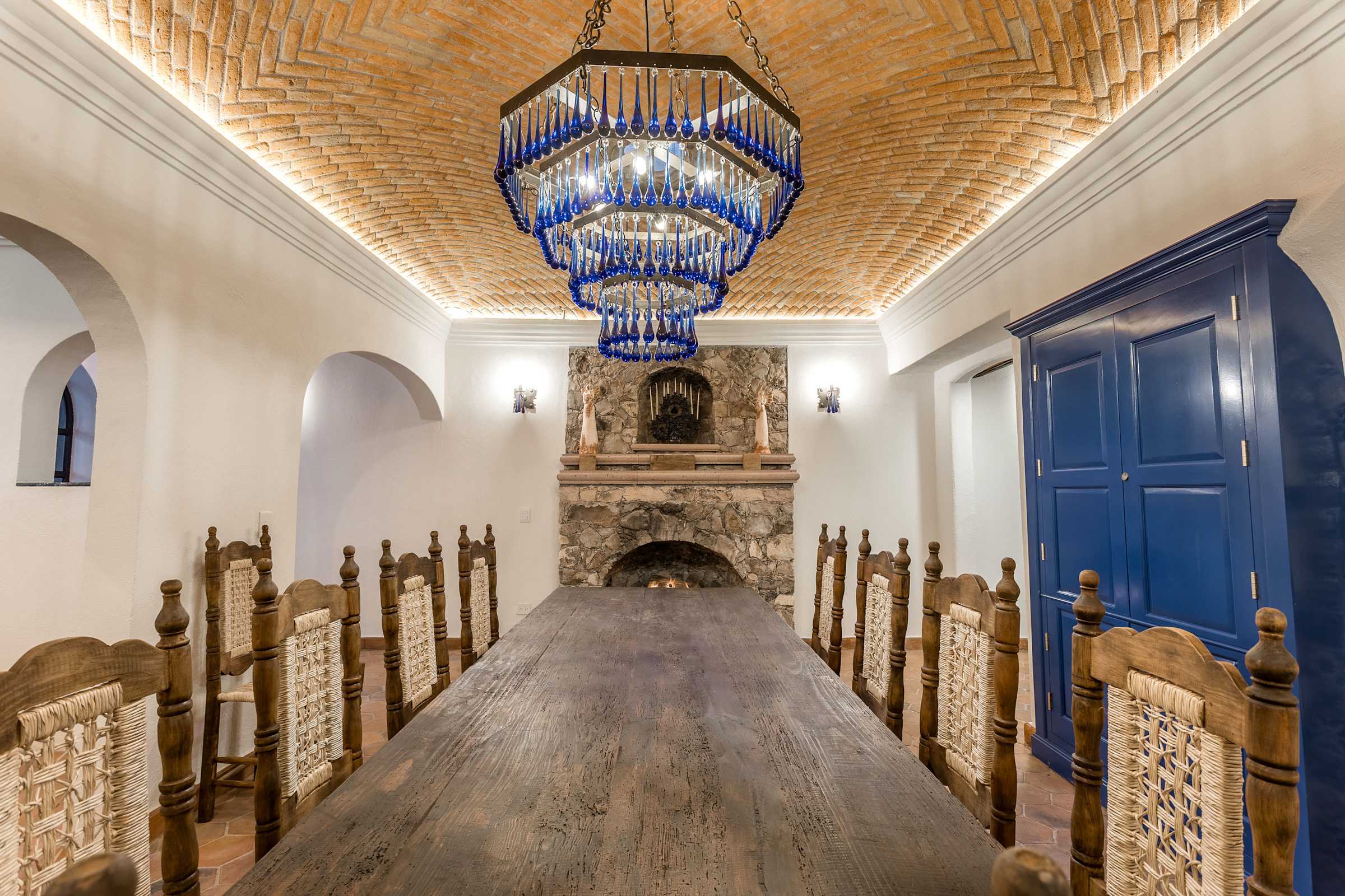Formal dining room