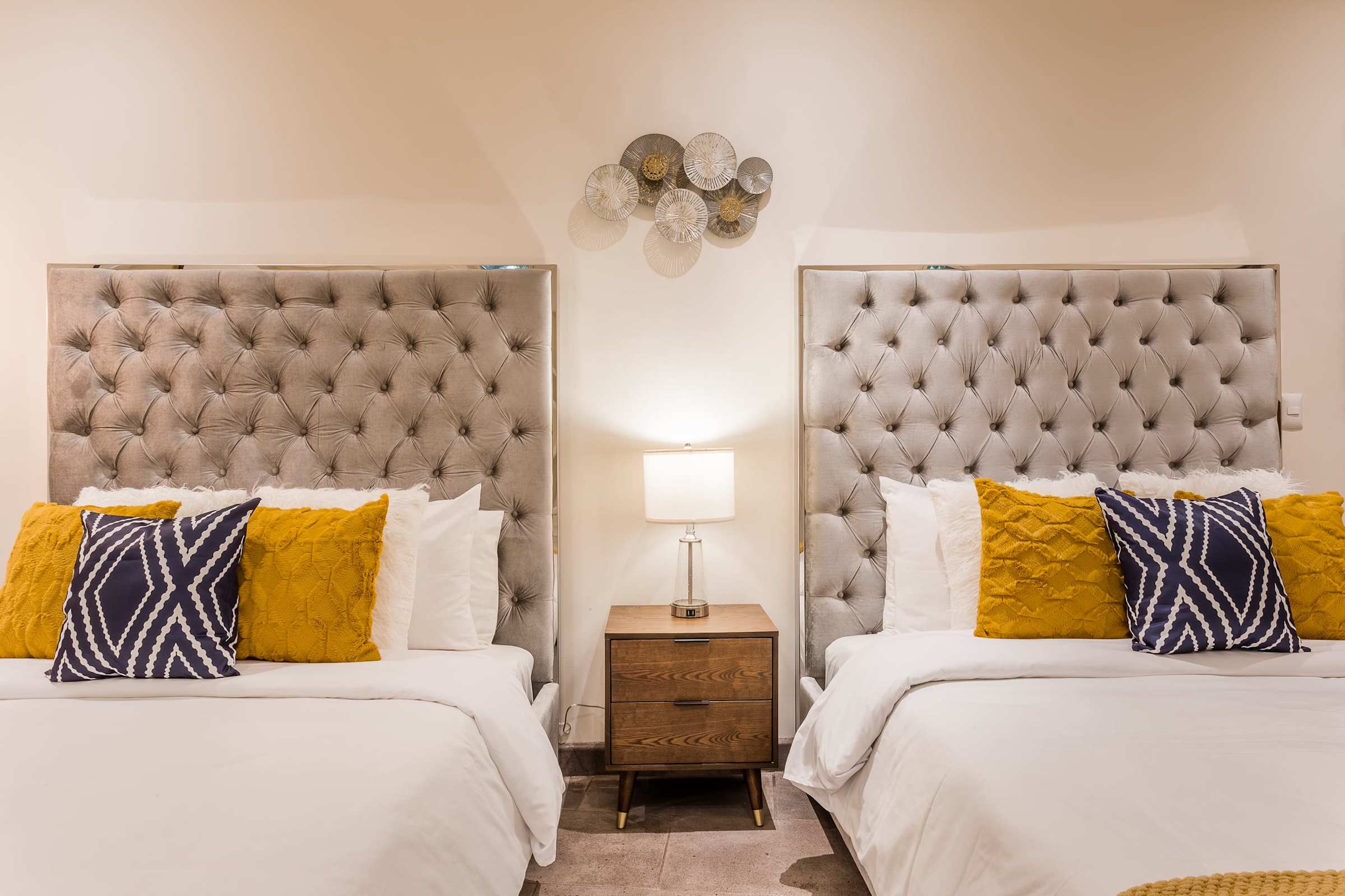 Bedroom with 2 queen beds