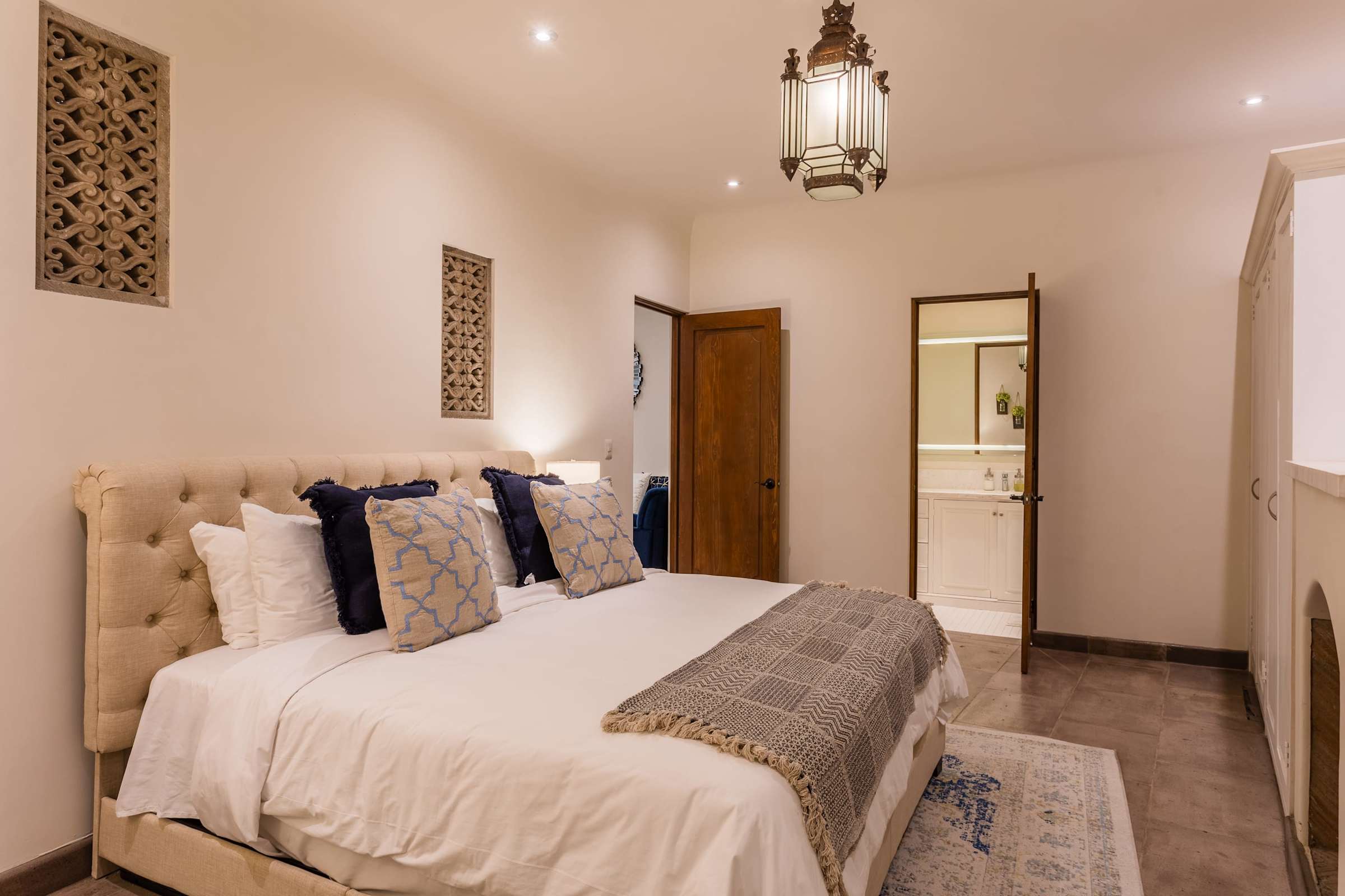 Casa Cielo 4 Story Luxury with Rooftop Hot Tub +AC 18