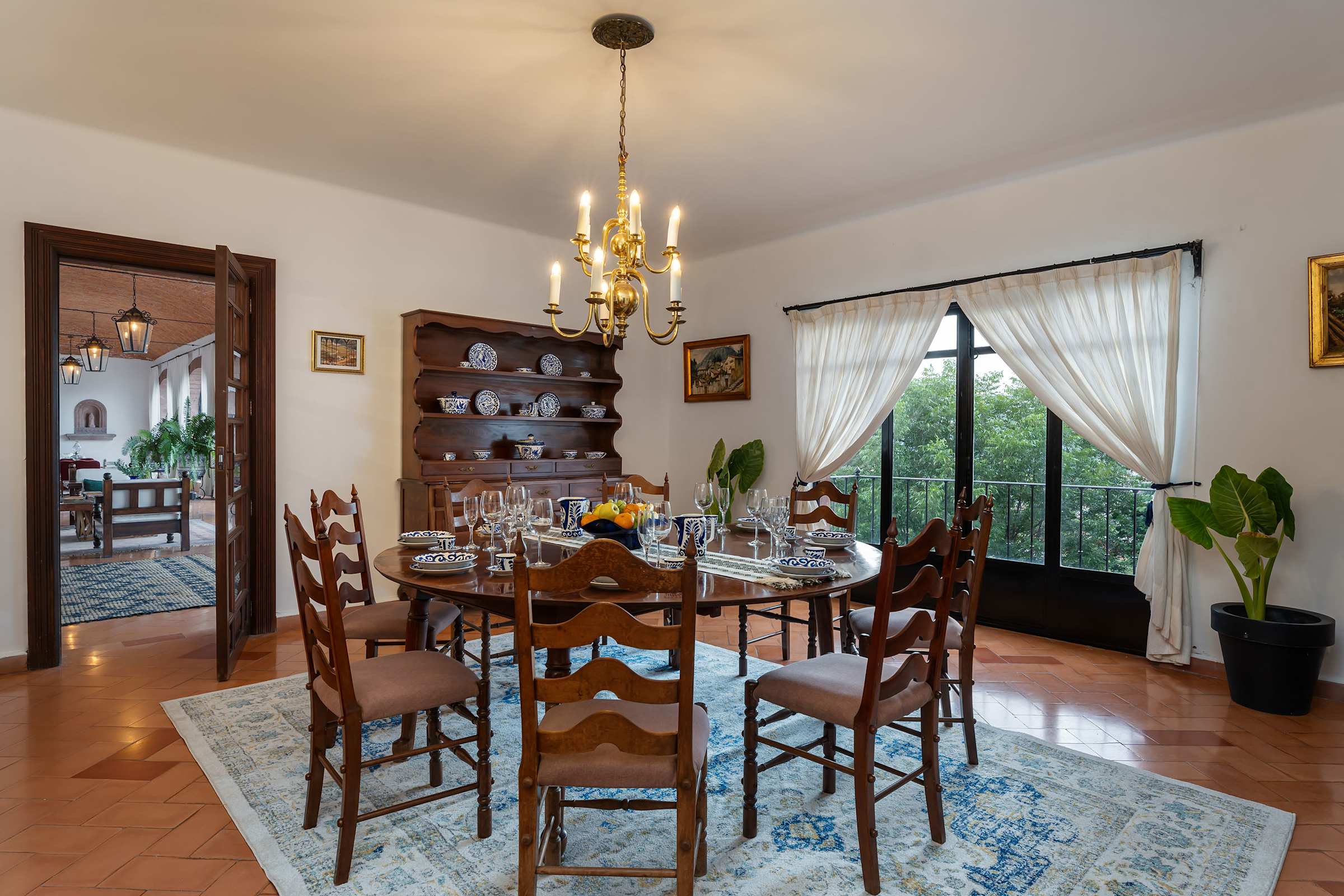 Casa Pedro Vargas: 6BR Estate w/ Hot Tub & Modern Comforts 46