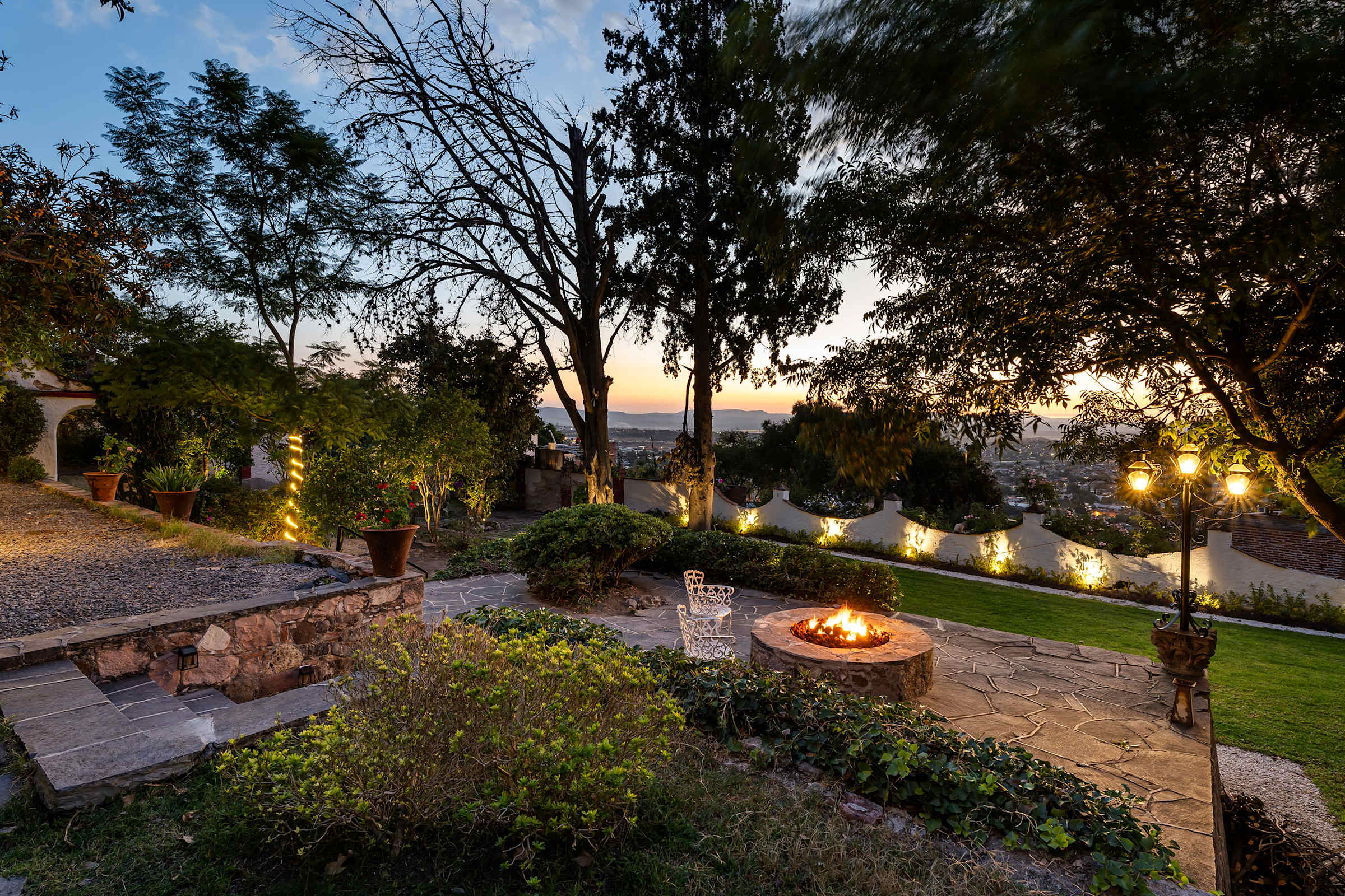 Casa Pedro Vargas: 6BR Estate w/ Hot Tub & Modern Comforts 61