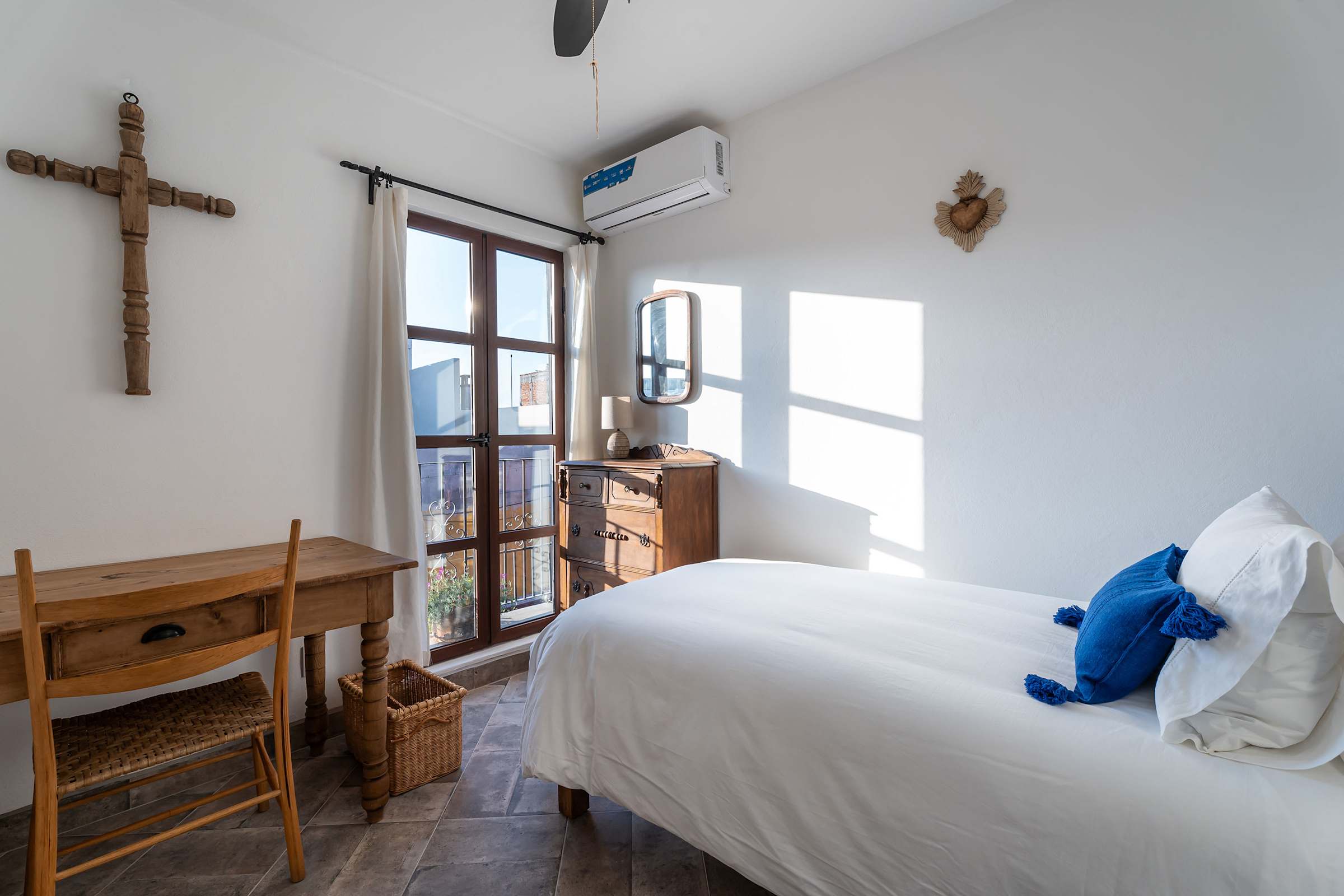 Casa Bellavista, 4BR in Centro Jardin Allende 27