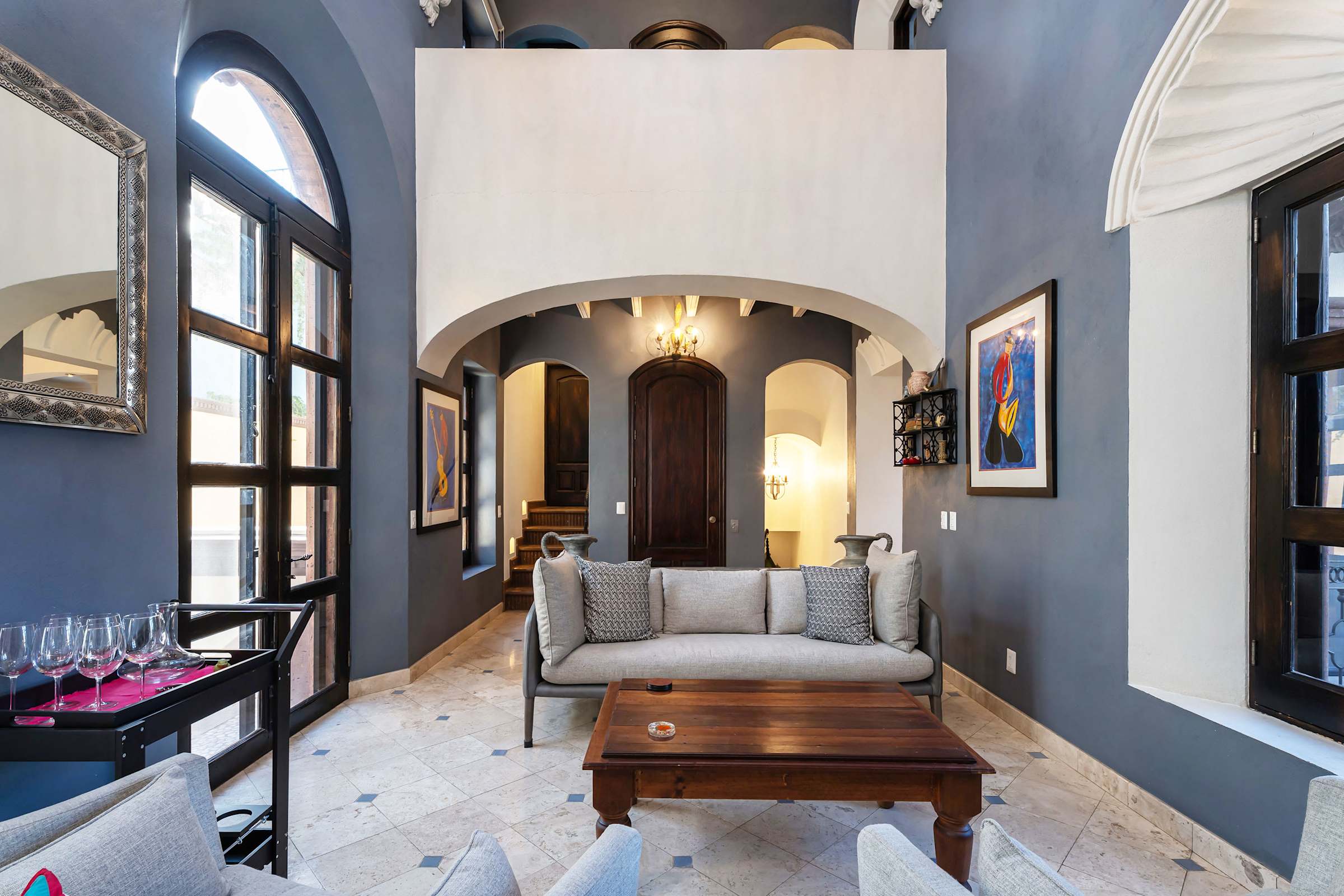 Casa Elegante, 3BR Modern Retreat in Centro 8