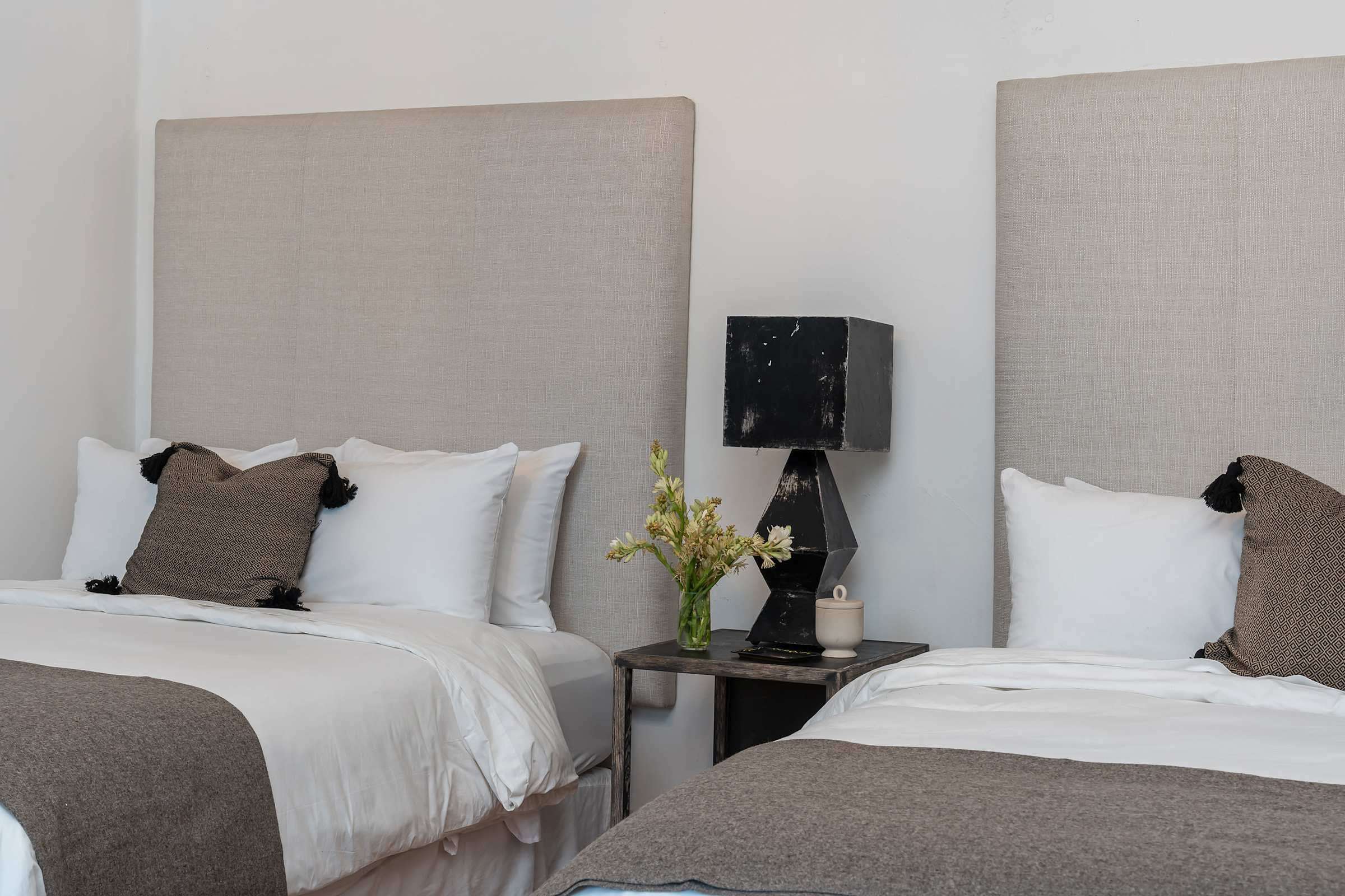 Casa Pedro Vargas: 6BR Estate w/ Hot Tub & Modern Comforts 44
