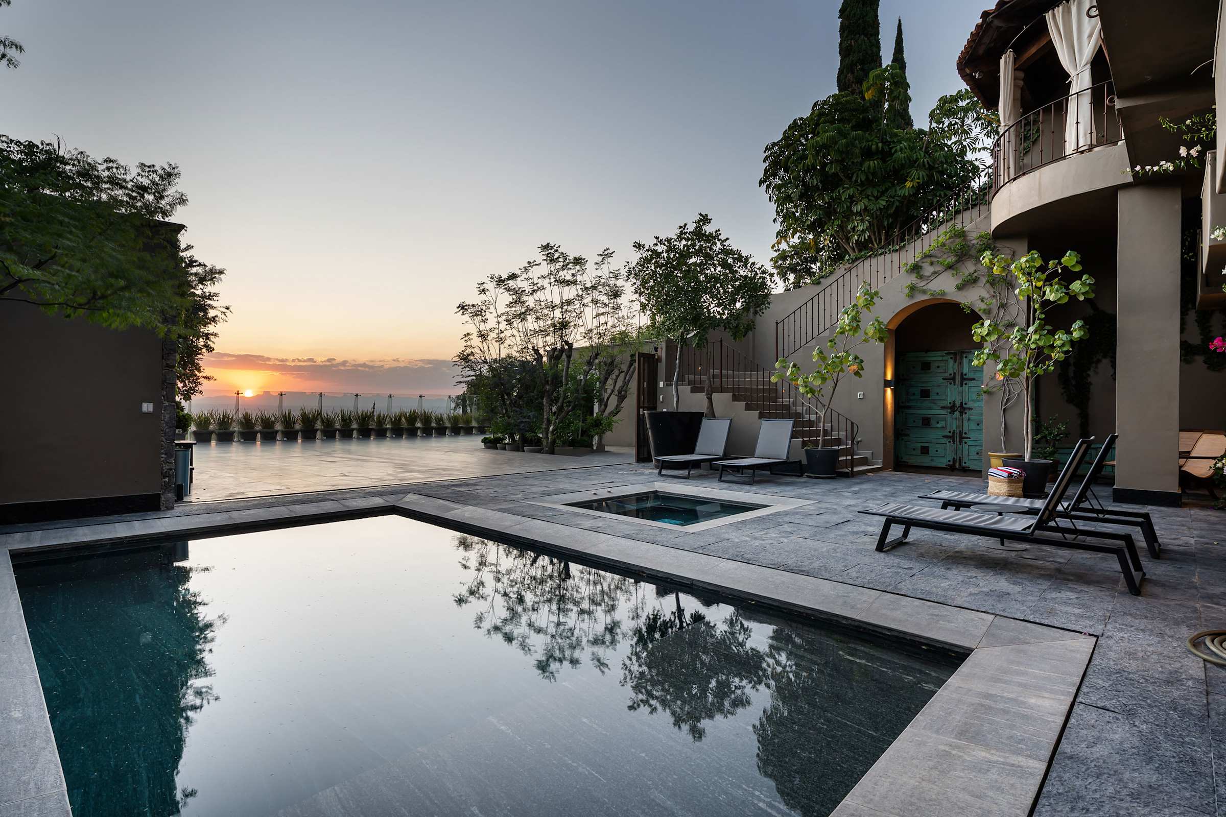 Casa Faroles, Designer 7BR Villa with Pool Jacuzzi & Full Staff · photo 63