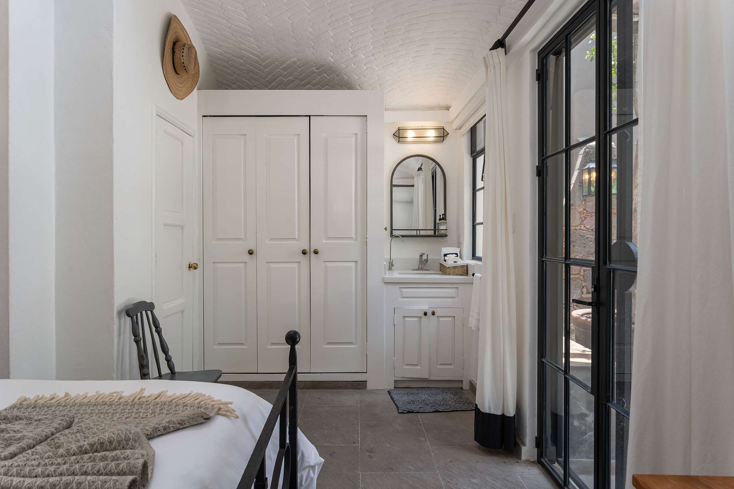 Casa Jari, 2BR Centro Home with Rooftop Terrace 26