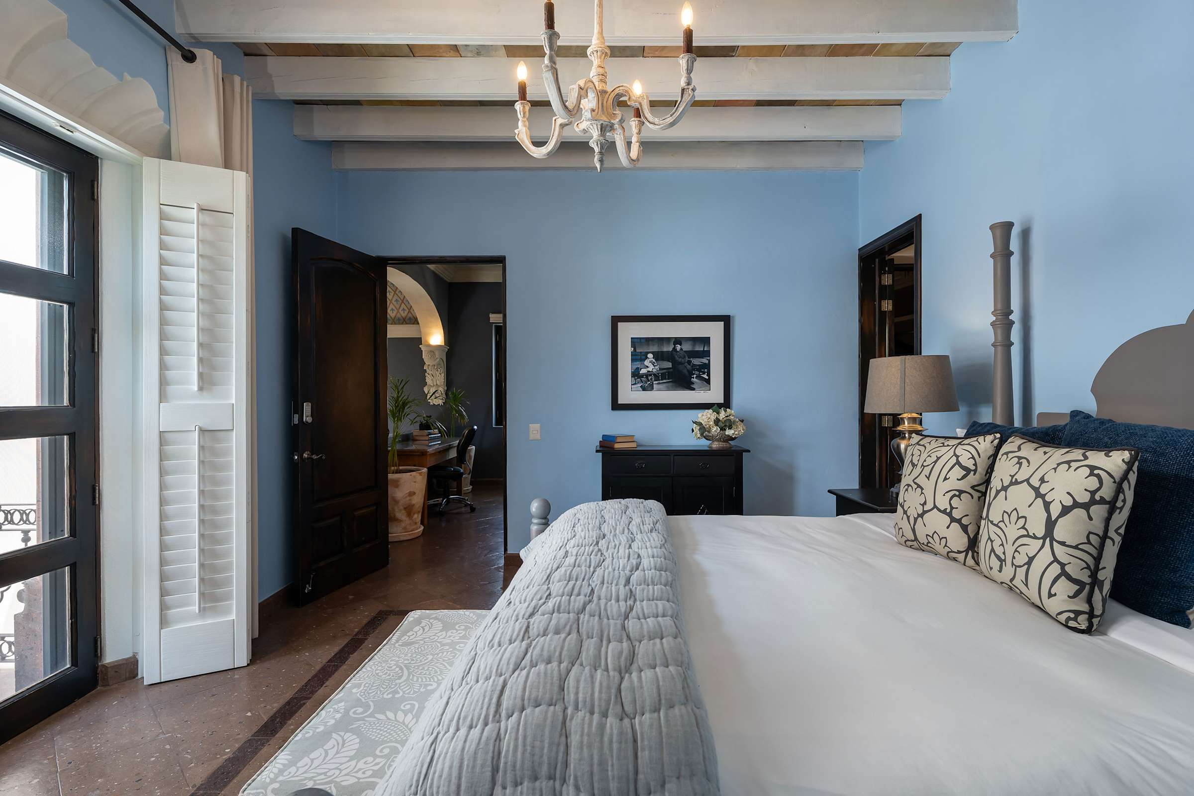 Casa Elegante, 3BR Modern Retreat in Centro 20