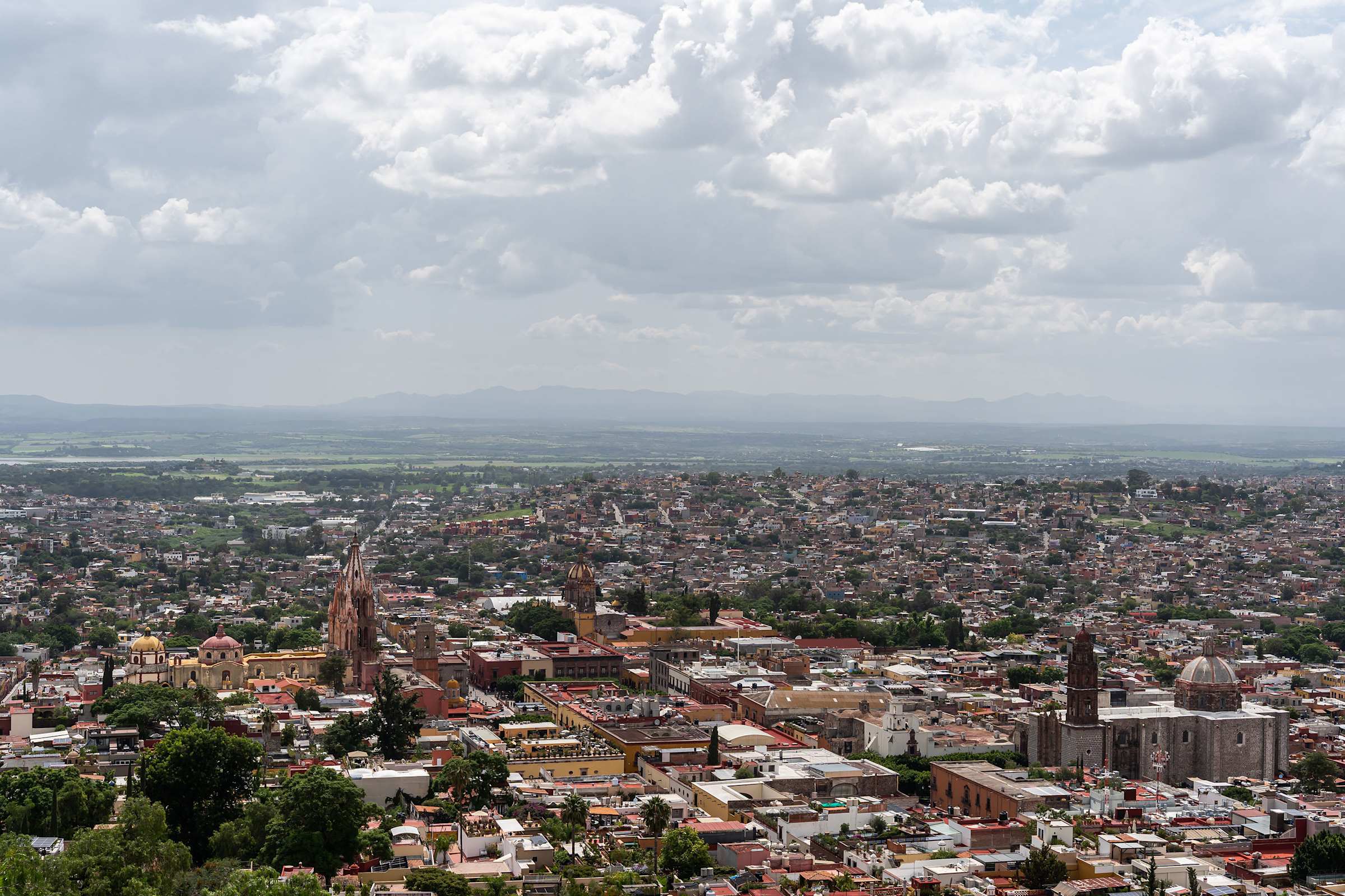 Casa Altamira: Stylish 1BR w/ City Views in Centro 20