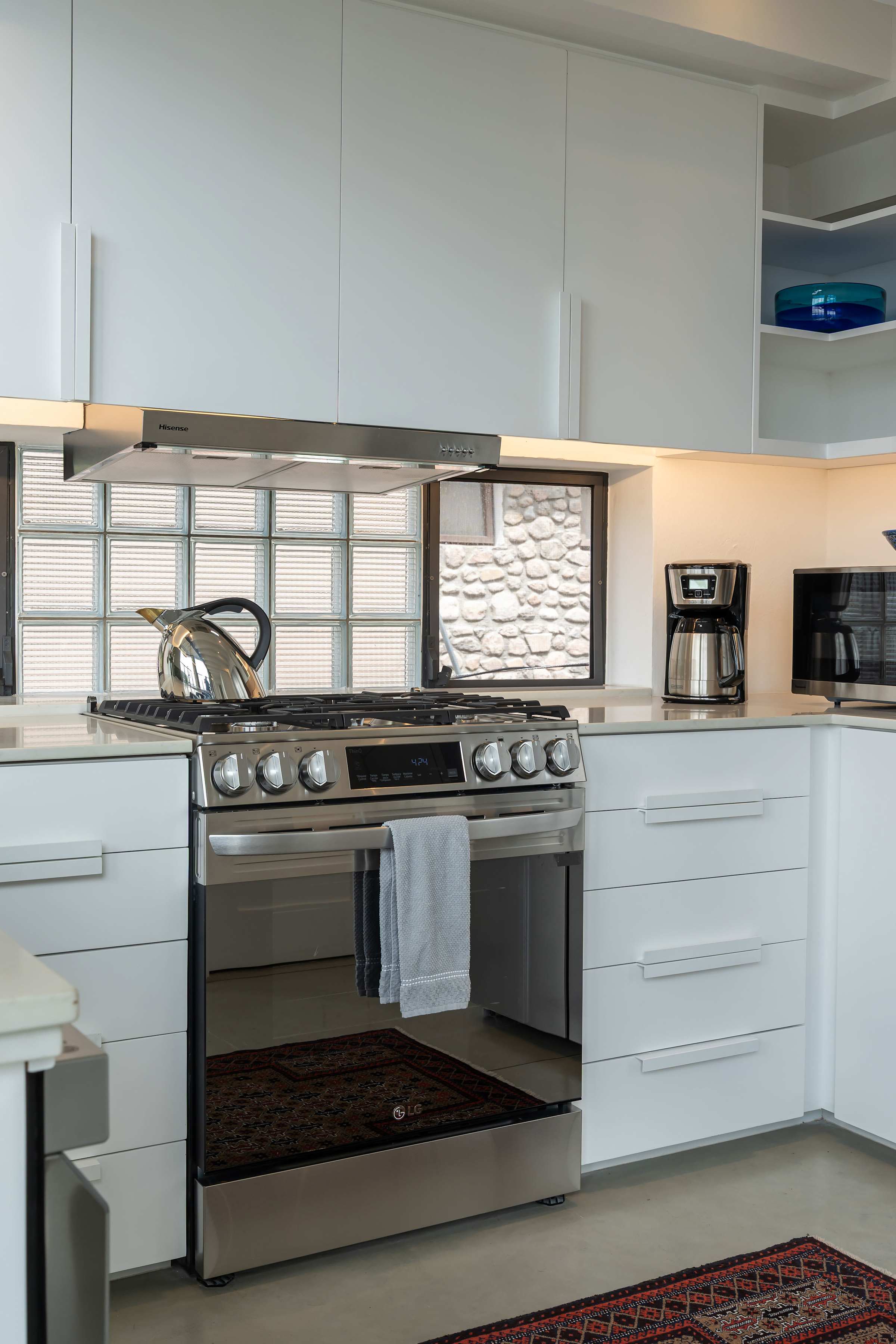 Casa Altamira: Stylish 1BR w/ City Views in Centro 32