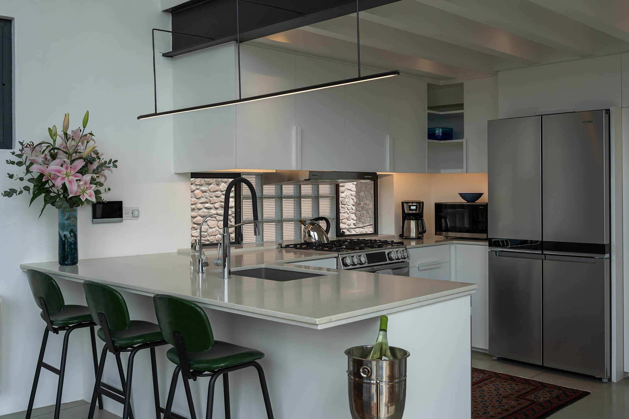 Casa Altamira: Stylish 1BR w/ City Views in Centro 31