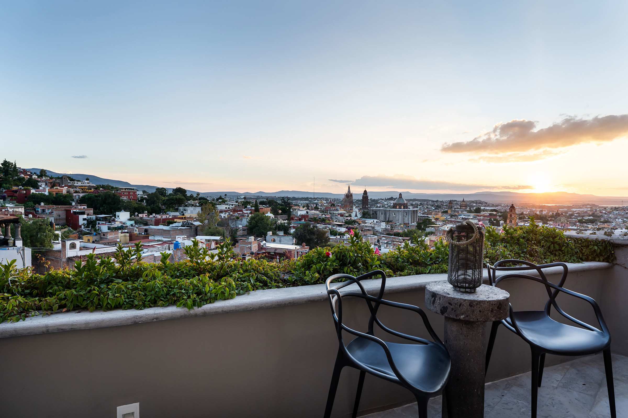 Vista Vieja – 6BR Luxury Villa with Pool & Views, a Mini Resort with Indoor/Outdoor Living 19