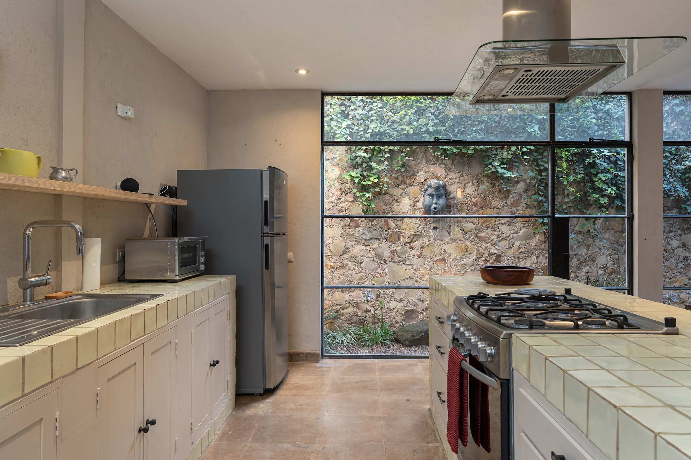The Glasshouse — Contemporary 5BR w/Pool & Rooftop 18