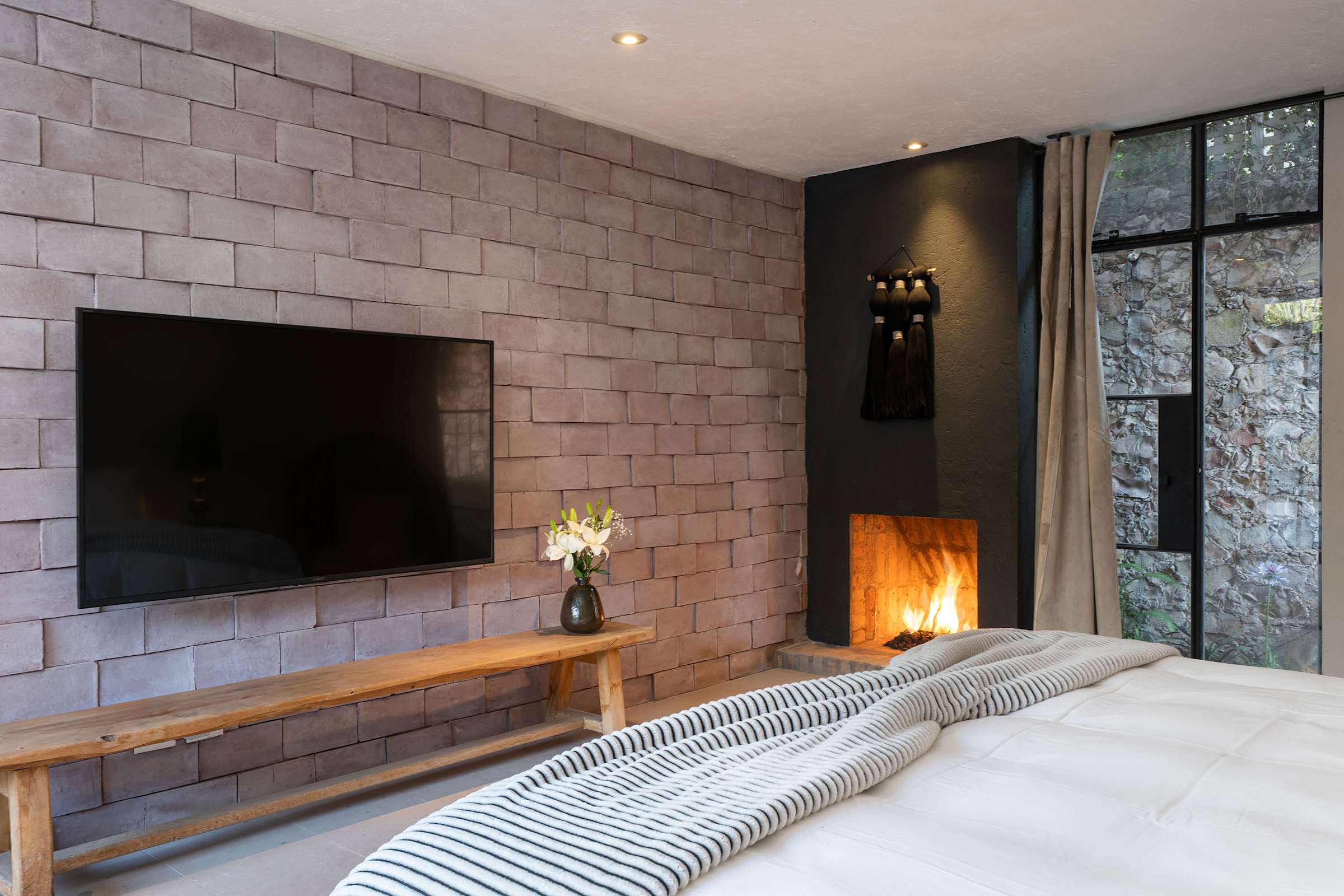 The Glasshouse — Contemporary 5BR w/Pool & Rooftop 11
