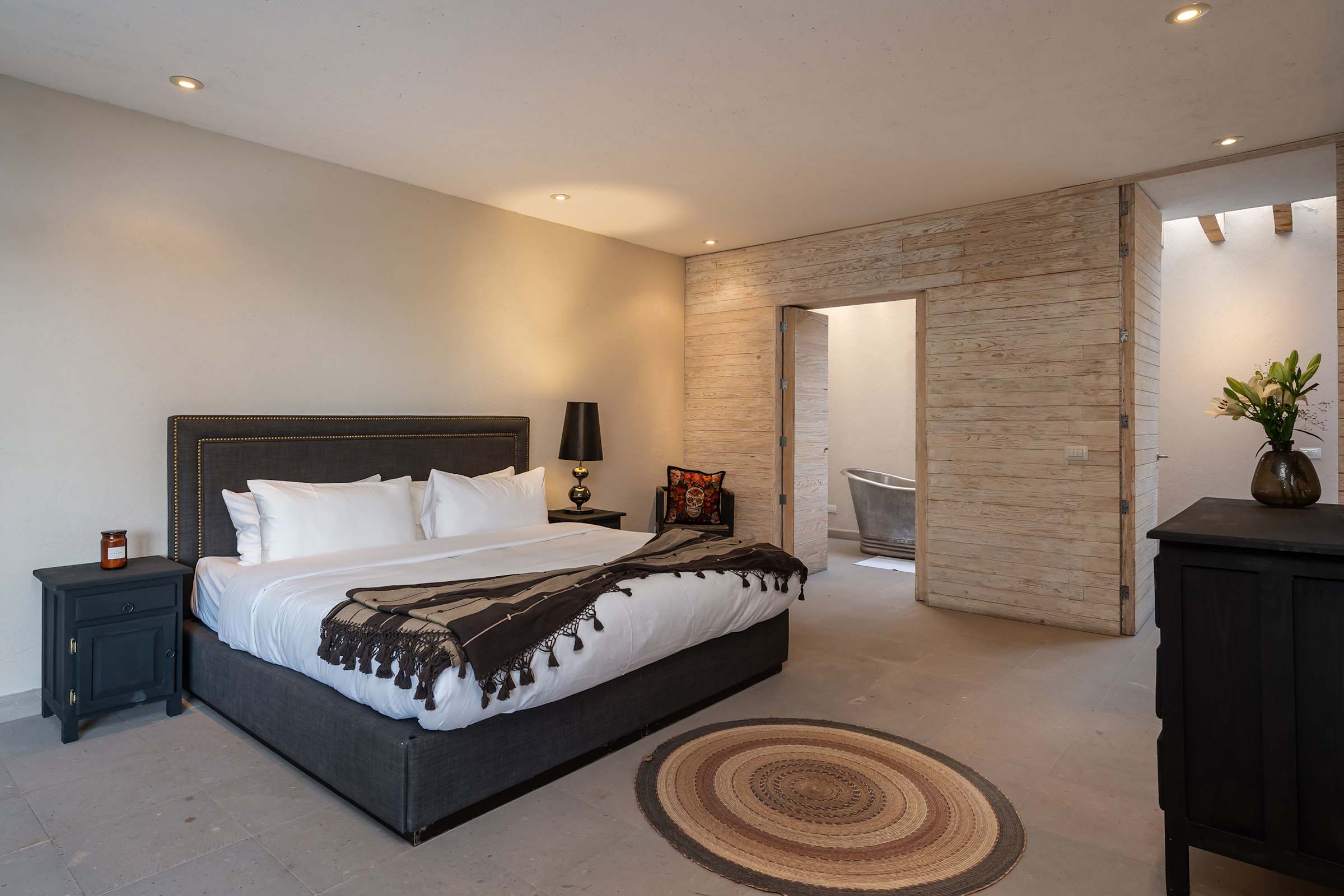 The Glasshouse — Contemporary 5BR w/Pool & Rooftop 33