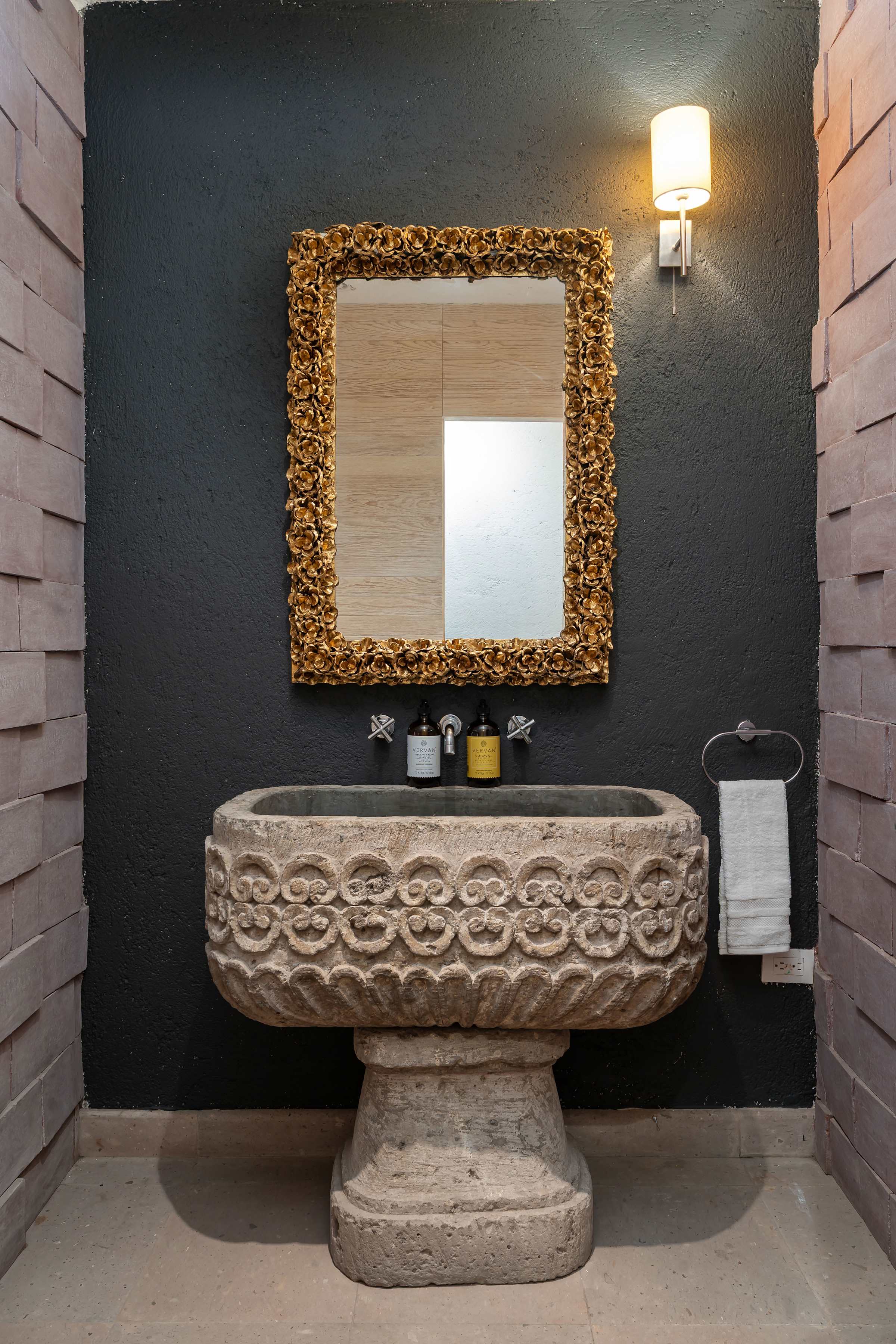 The Glasshouse — Contemporary 5BR w/Pool & Rooftop 45