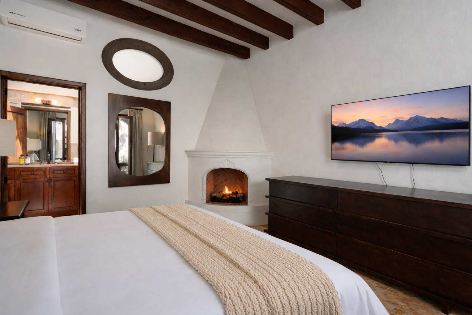 Casa Rose, 6BR Estate with Private Pool & Rooftop 20