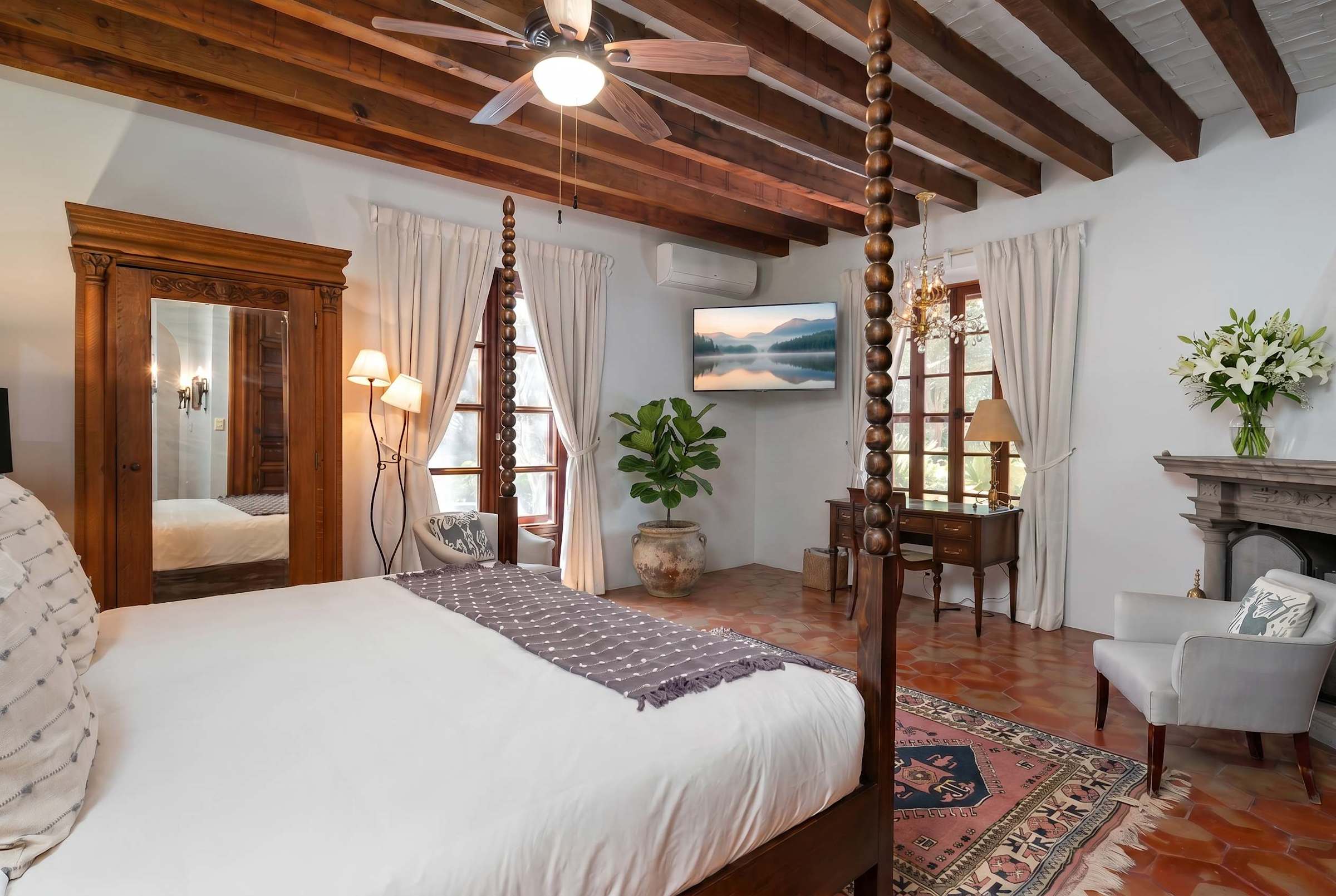 Casa Inspiración, 6BR Grand Estate w/ Lush Gardens 11