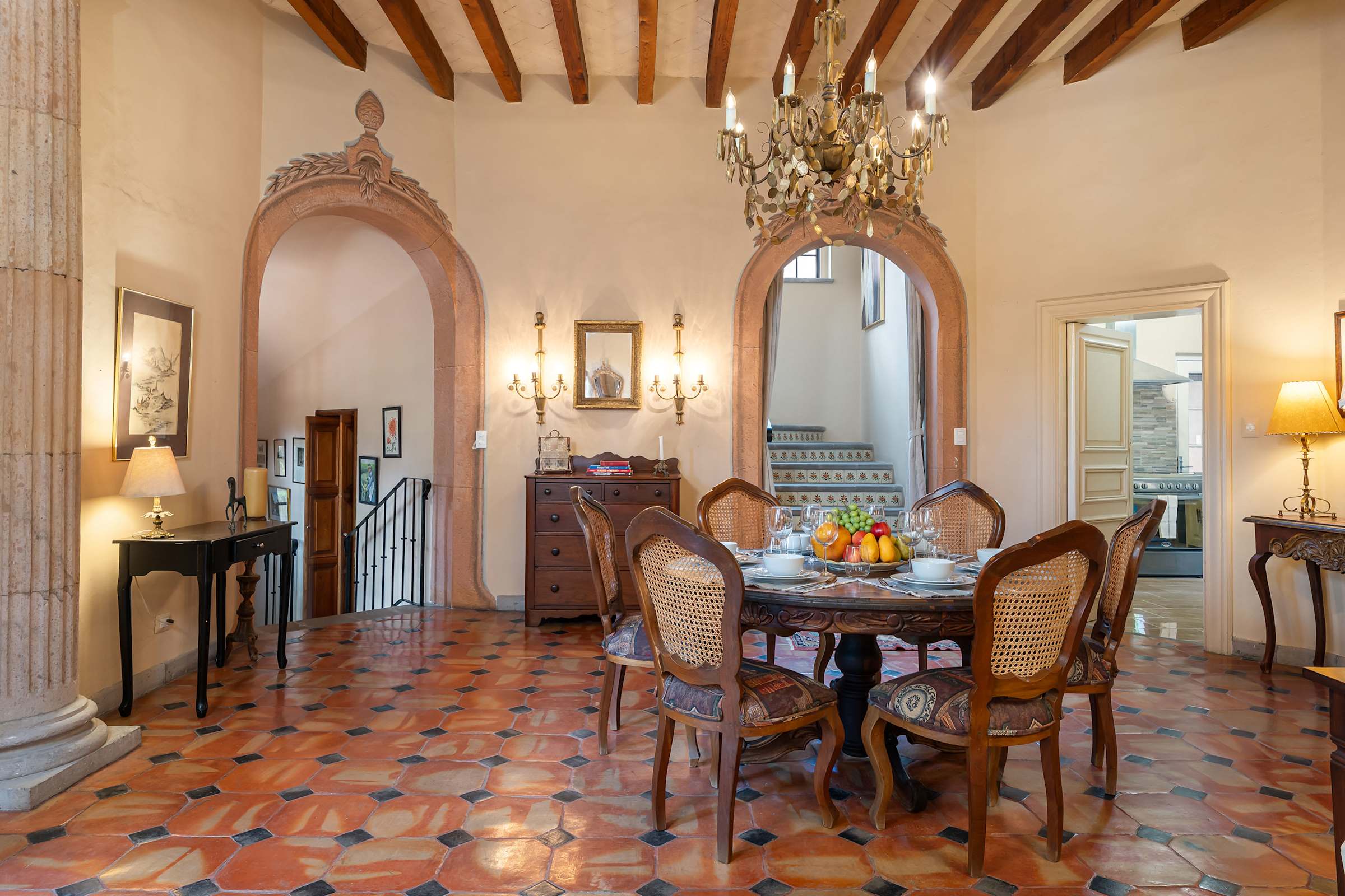 Casa Inspiración, 6BR Grand Estate w/ Lush Gardens 30
