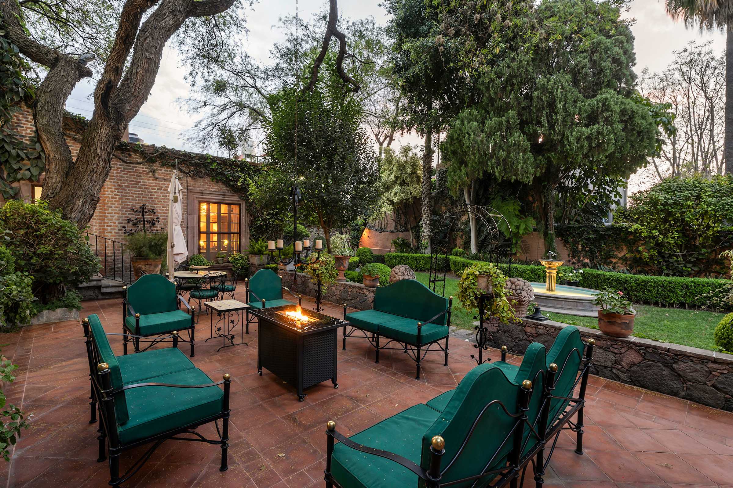 Casa Inspiración, 6BR Grand Estate w/ Lush Gardens 35