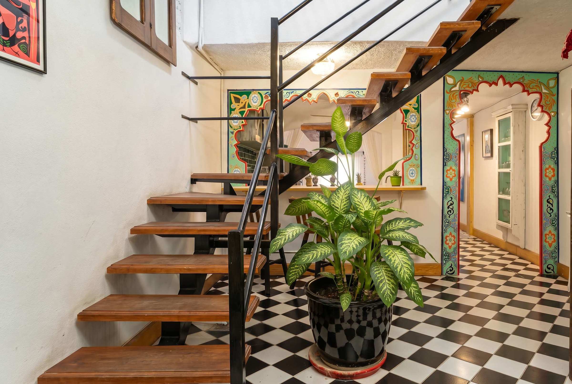 The Bird House, 2BR Artistic Retreat for Creatives 11