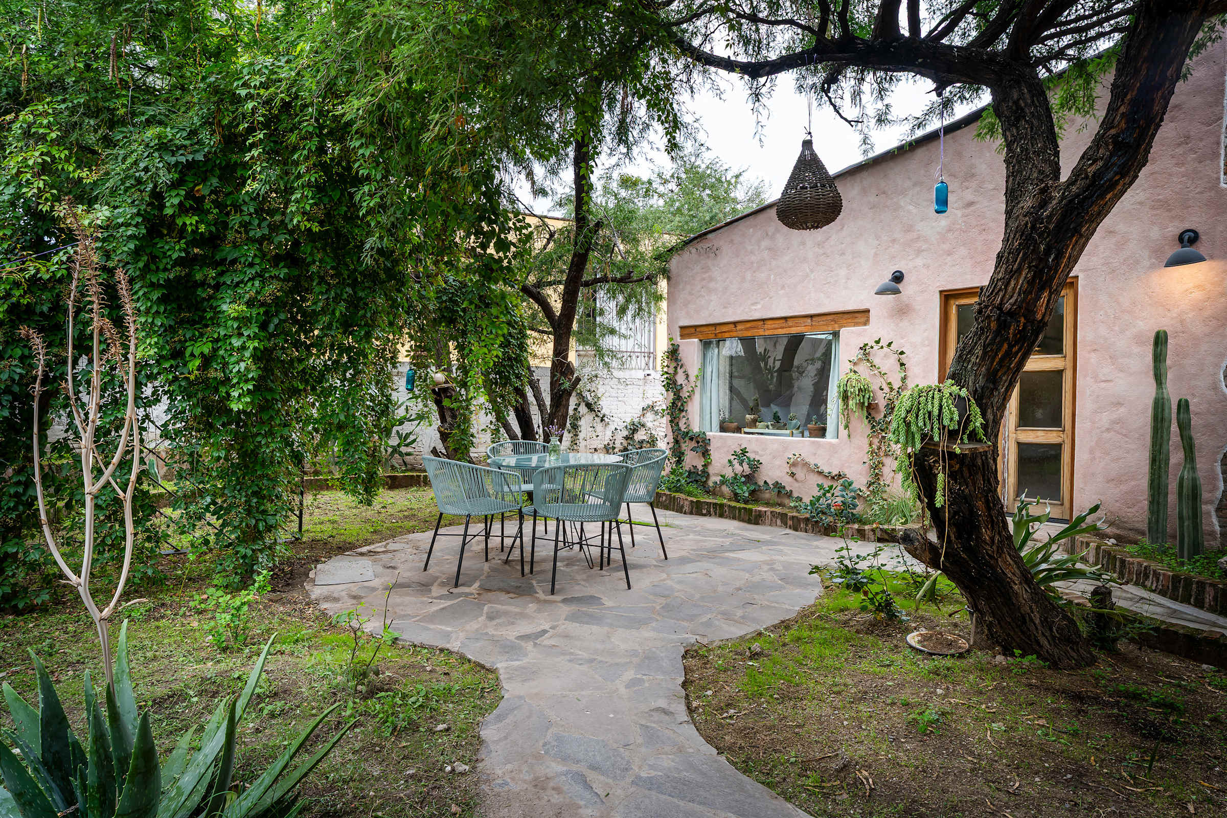 Gardens with outdoor dining area