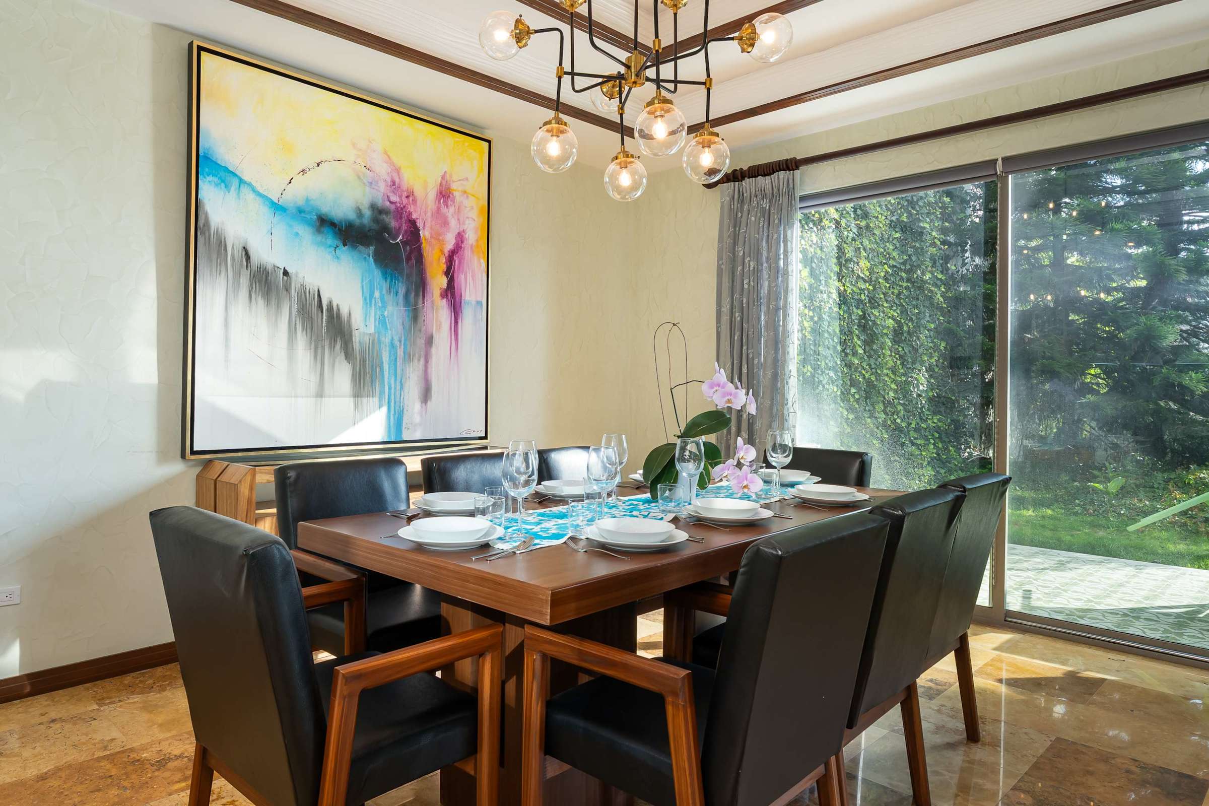 Dining room seating area