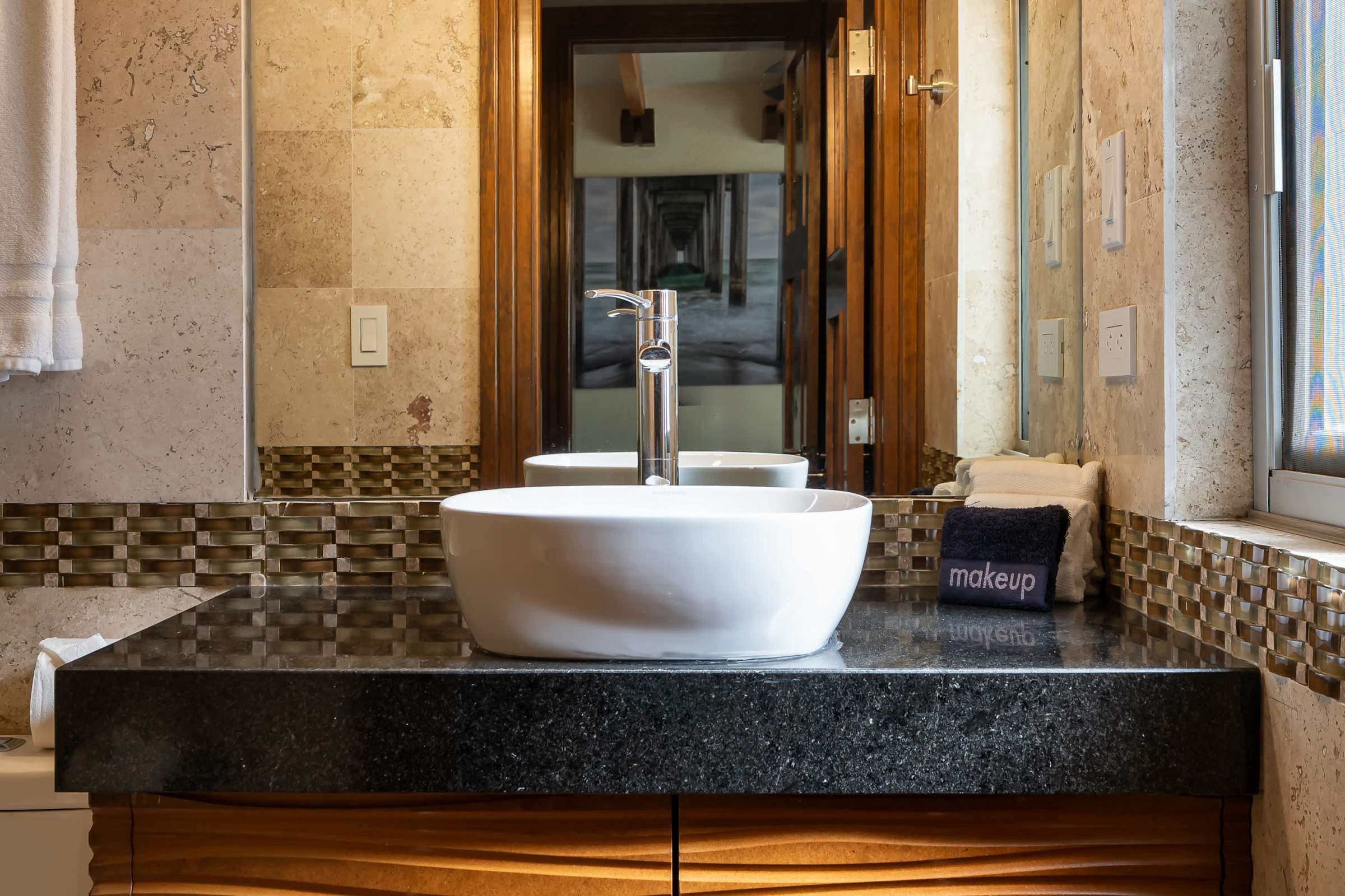 Ensuite bathroom vanity