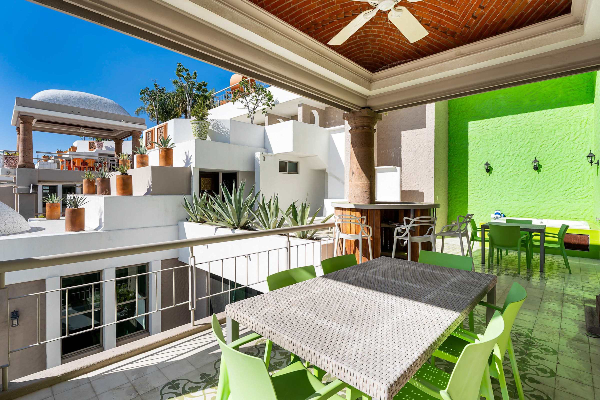 Second level terrace with outdoor dining