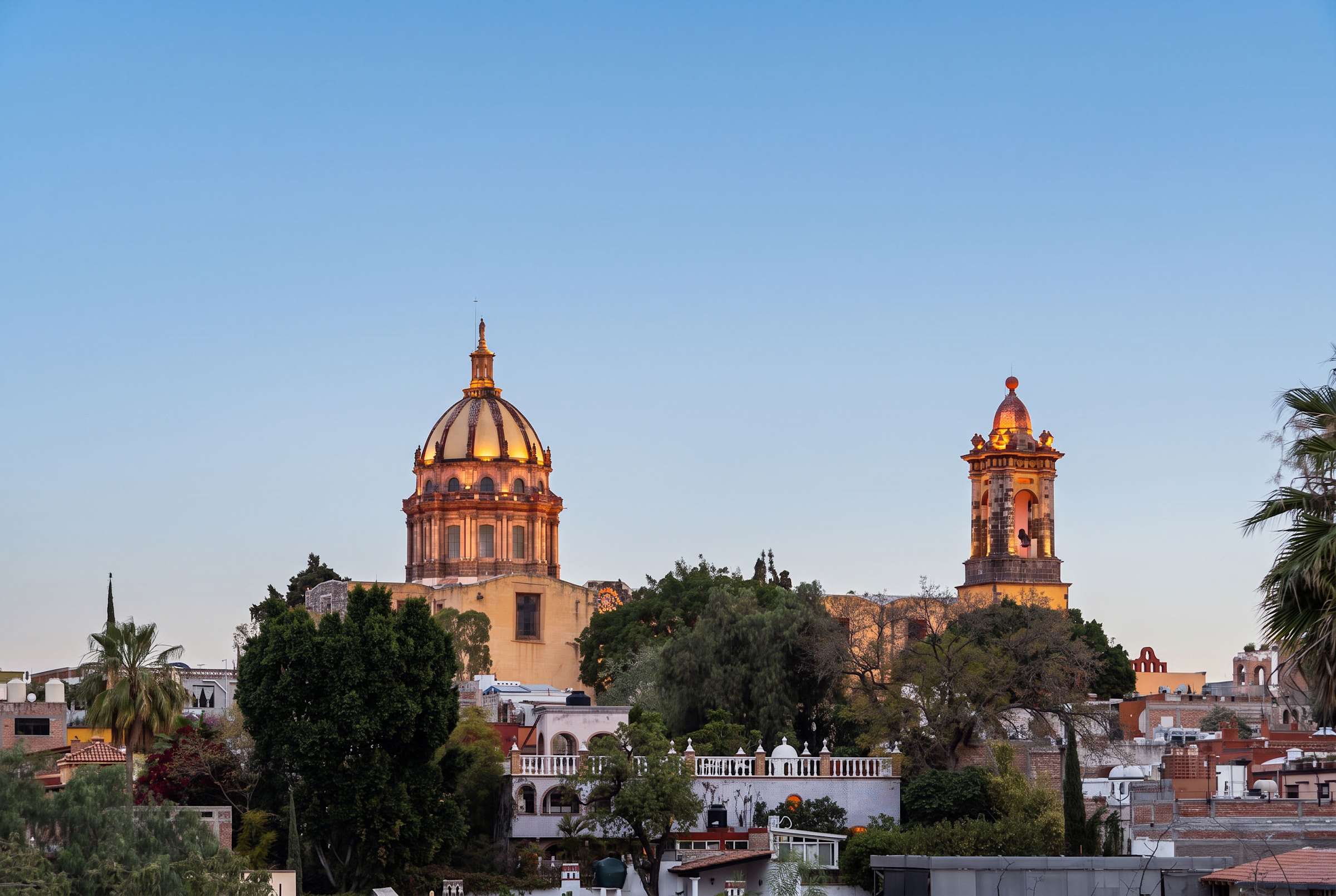 Iconic landmark views