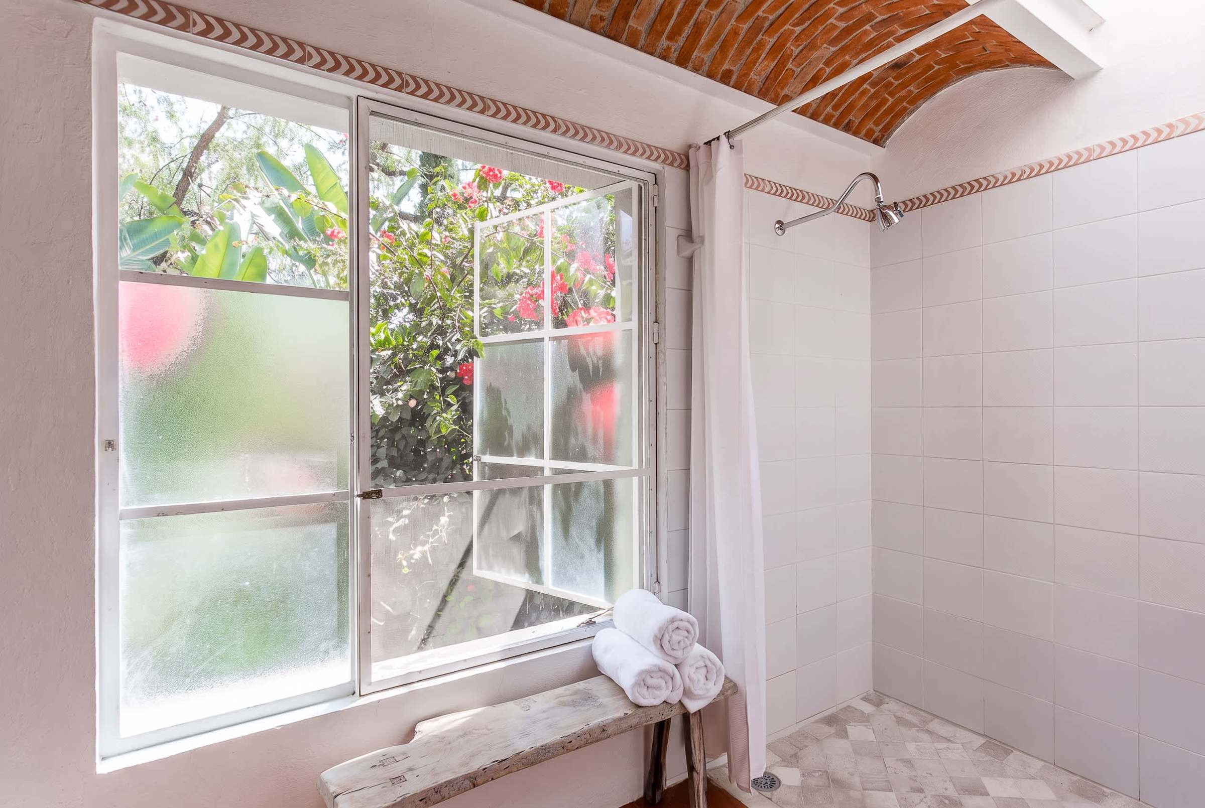 Casa Tranquilo 4BR Home by Rosewood with Hot Tub · photo 25