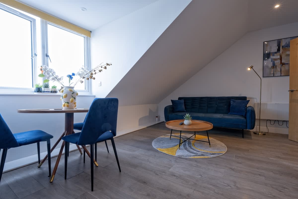 Living area with Futon sofabed 