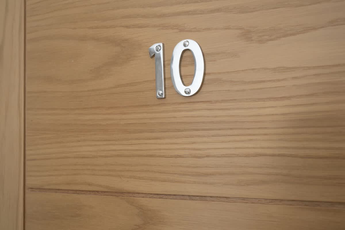 No.10 Apartment