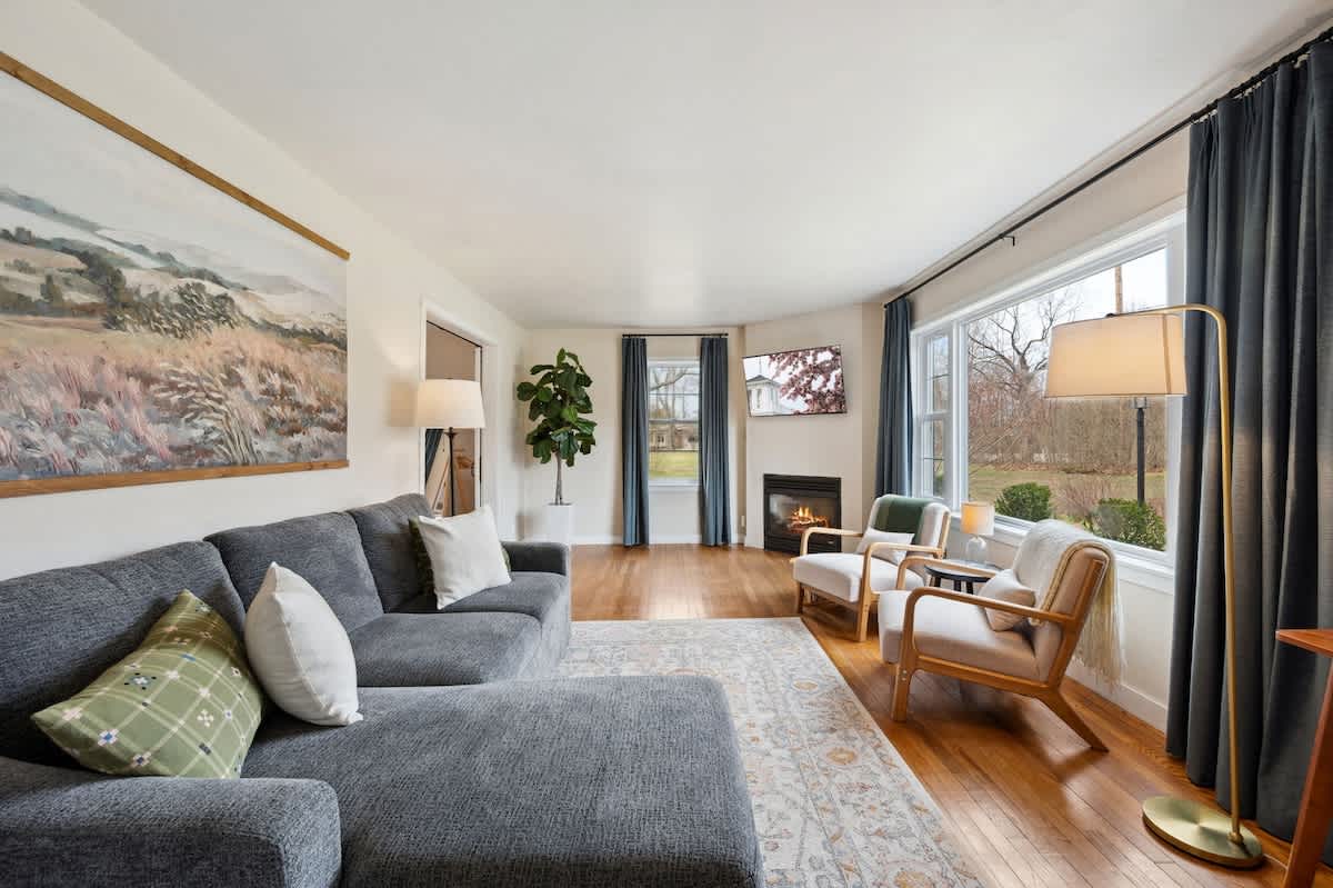 Located a minute from the heart of downtown Egg Harbor, Cherry Brick Cottage is a lovingly restored 3-bedroom, 2-bathroom home that blends Door County history with thoughtful modern touches.