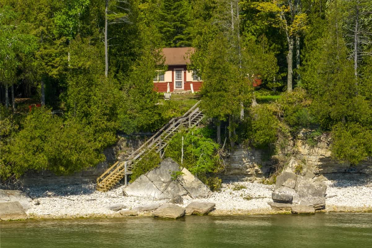 Lakefront Cottage · Sunrise Views · Jacksonport