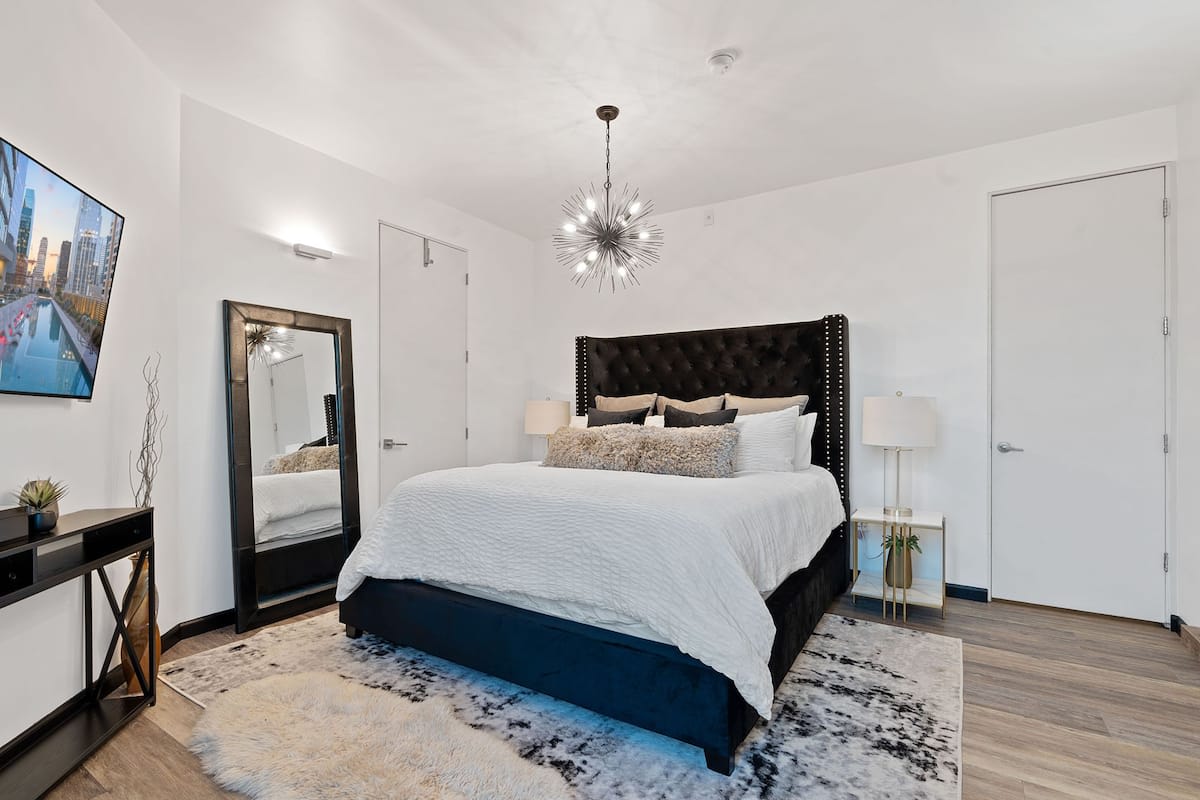 Main bedroom with king bed