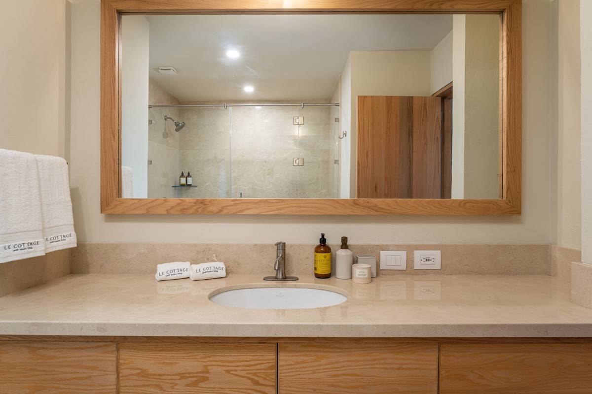 Bathroom Details