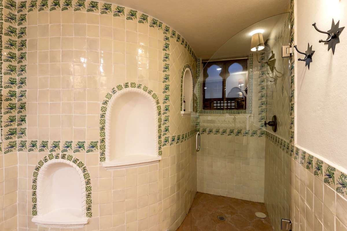 Bedroom 4 bathroom