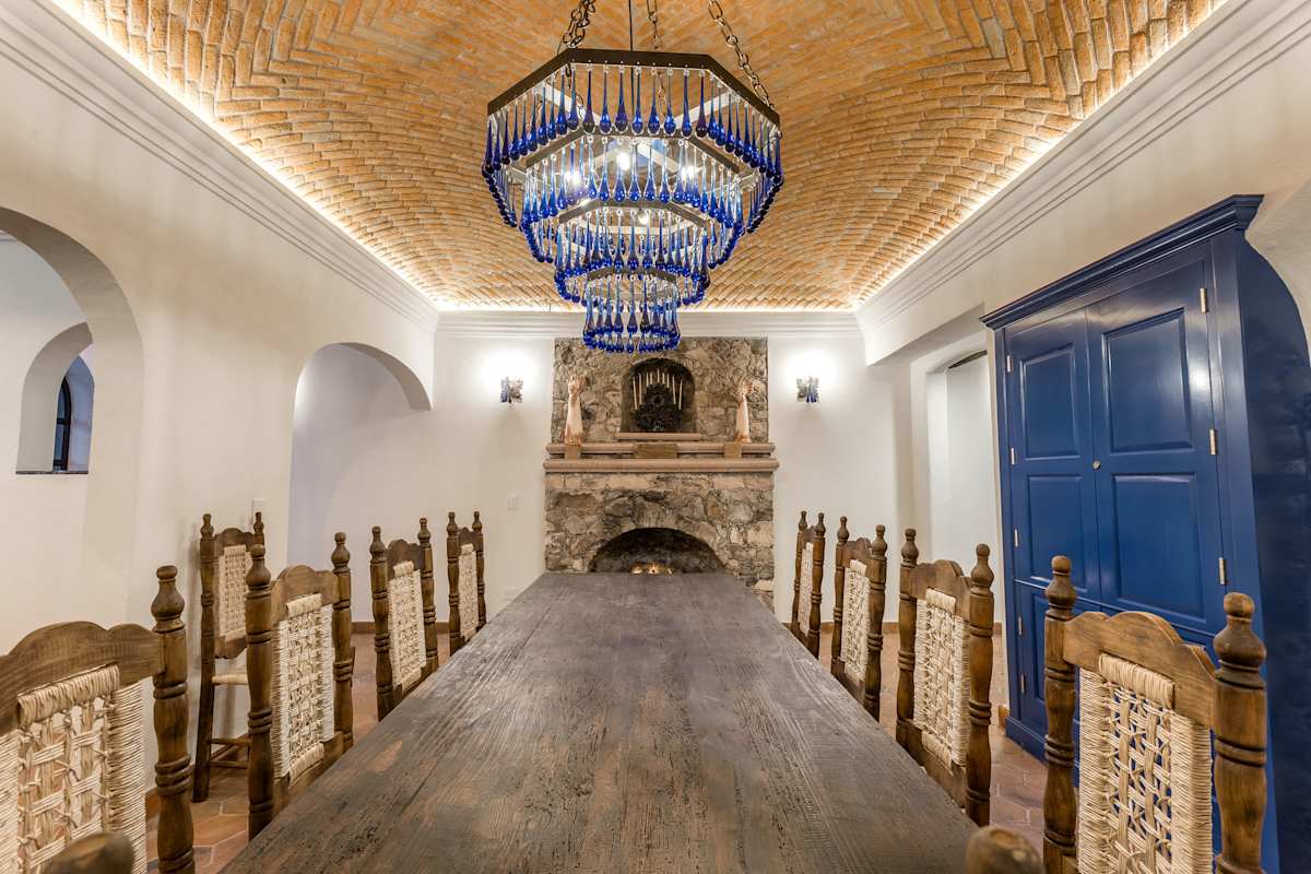 Formal dining room