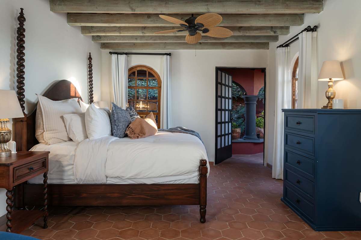 Bedroom 2 with king bed