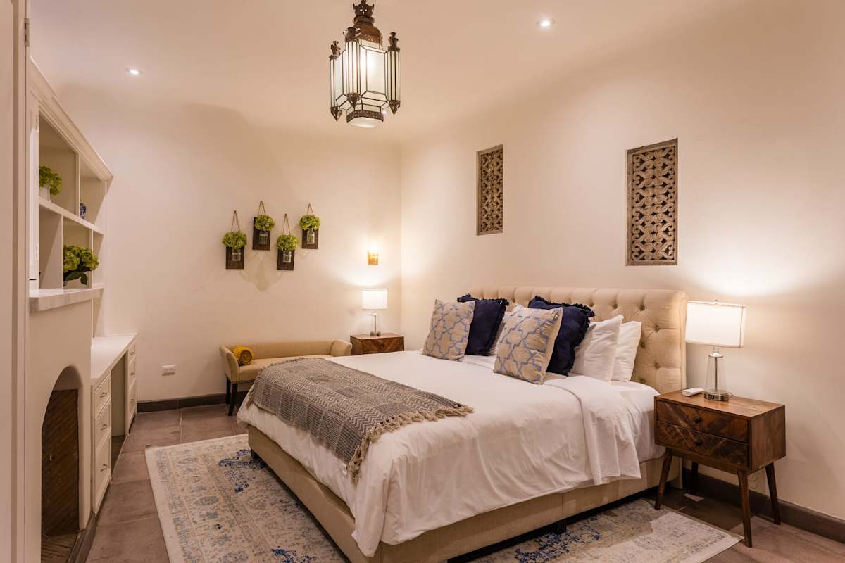 Casa Cielo 4 Story Luxury with Rooftop Hot Tub +AC · photo 17
