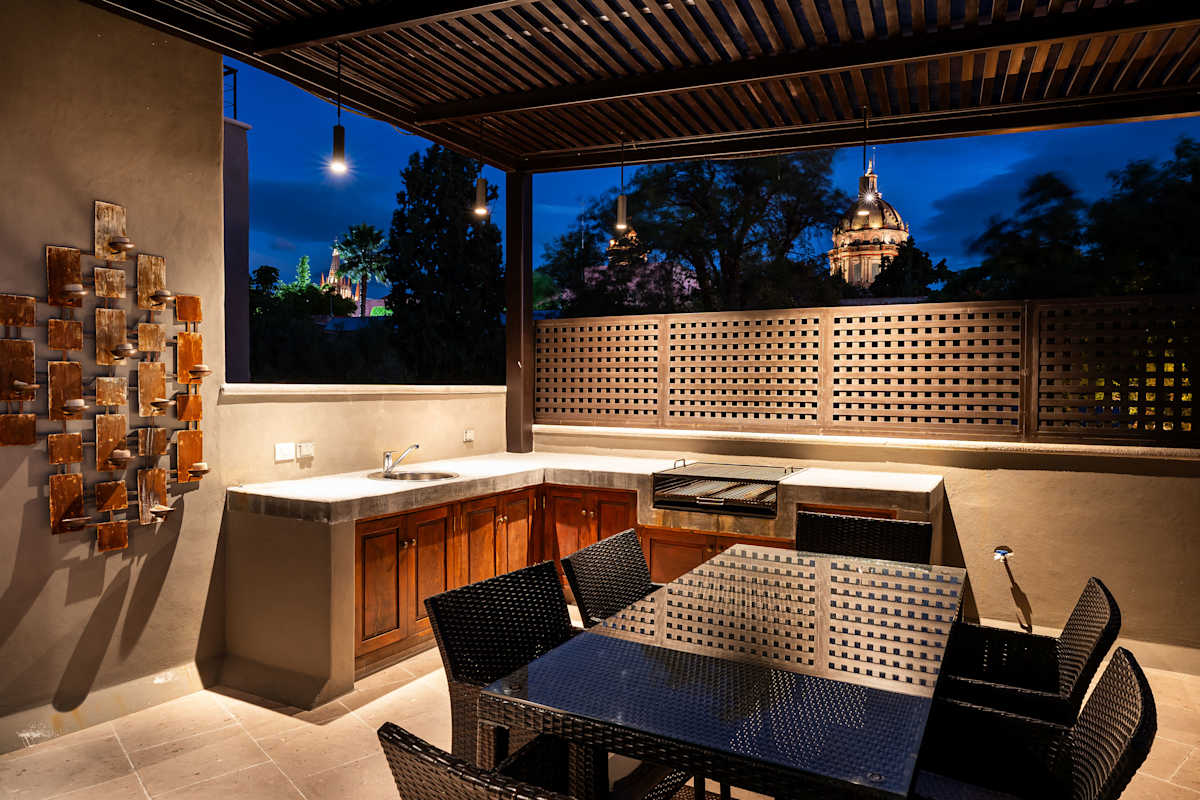 Casa Quebrada 3BR Modern Home in Centro 16