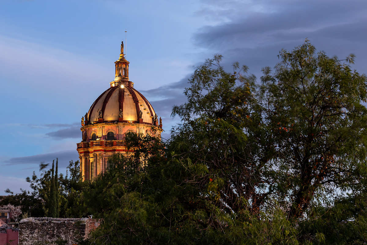 Rooftop views of iconic landmarks