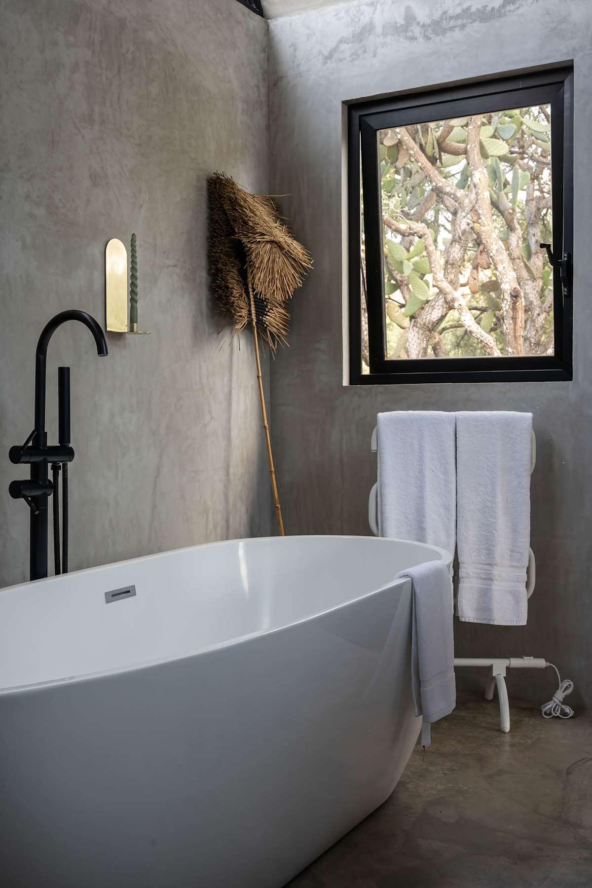CASA DOM: Tranquil Retreat in the Mountain Desert · photo 10