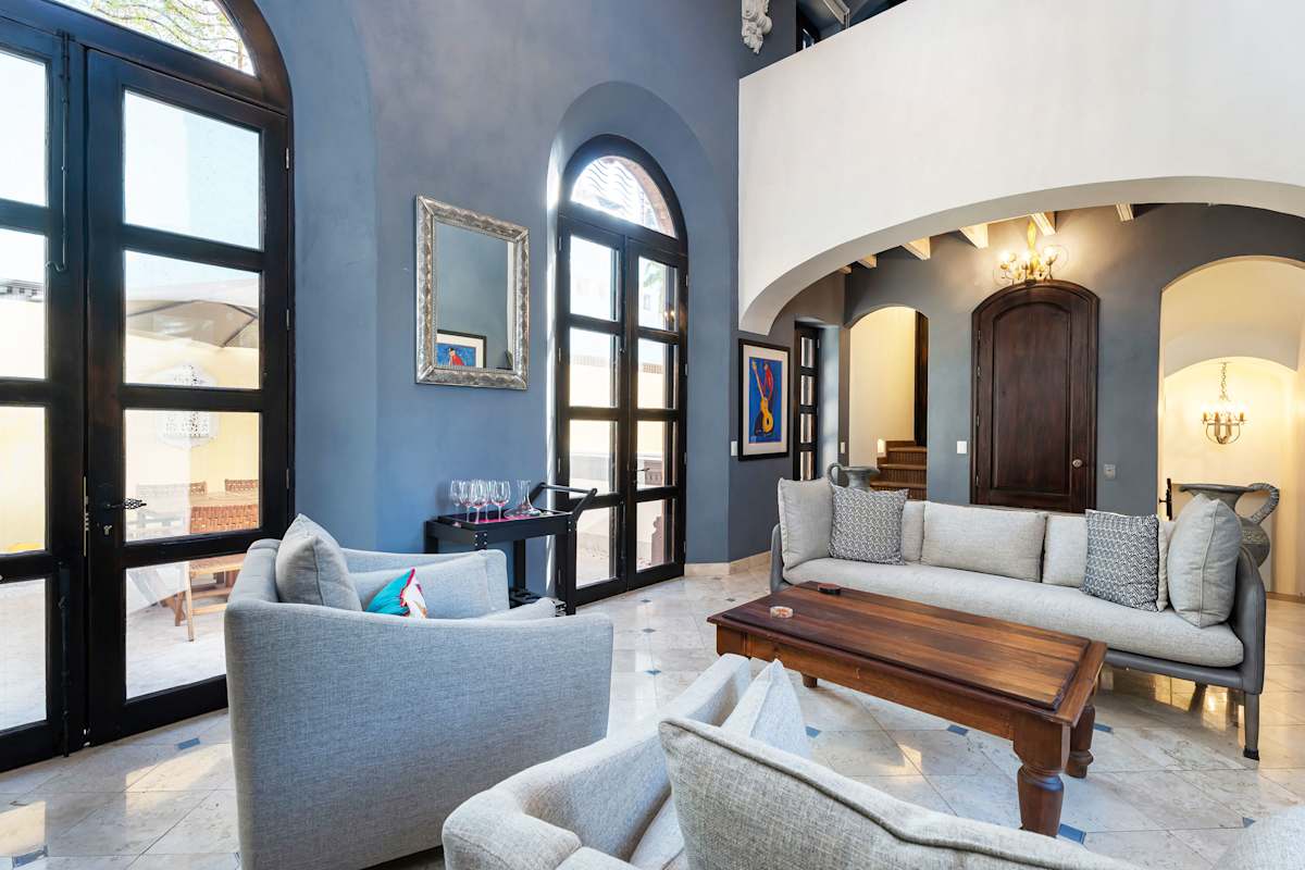 Casa Elegante, 3BR Modern Retreat in Centro 7