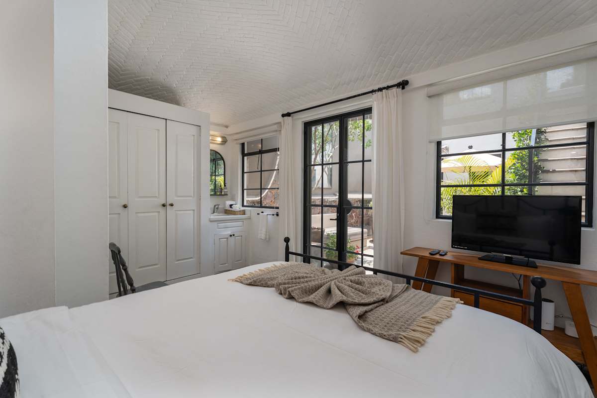 Casa Jari, 2BR Centro Home with Rooftop Terrace 25