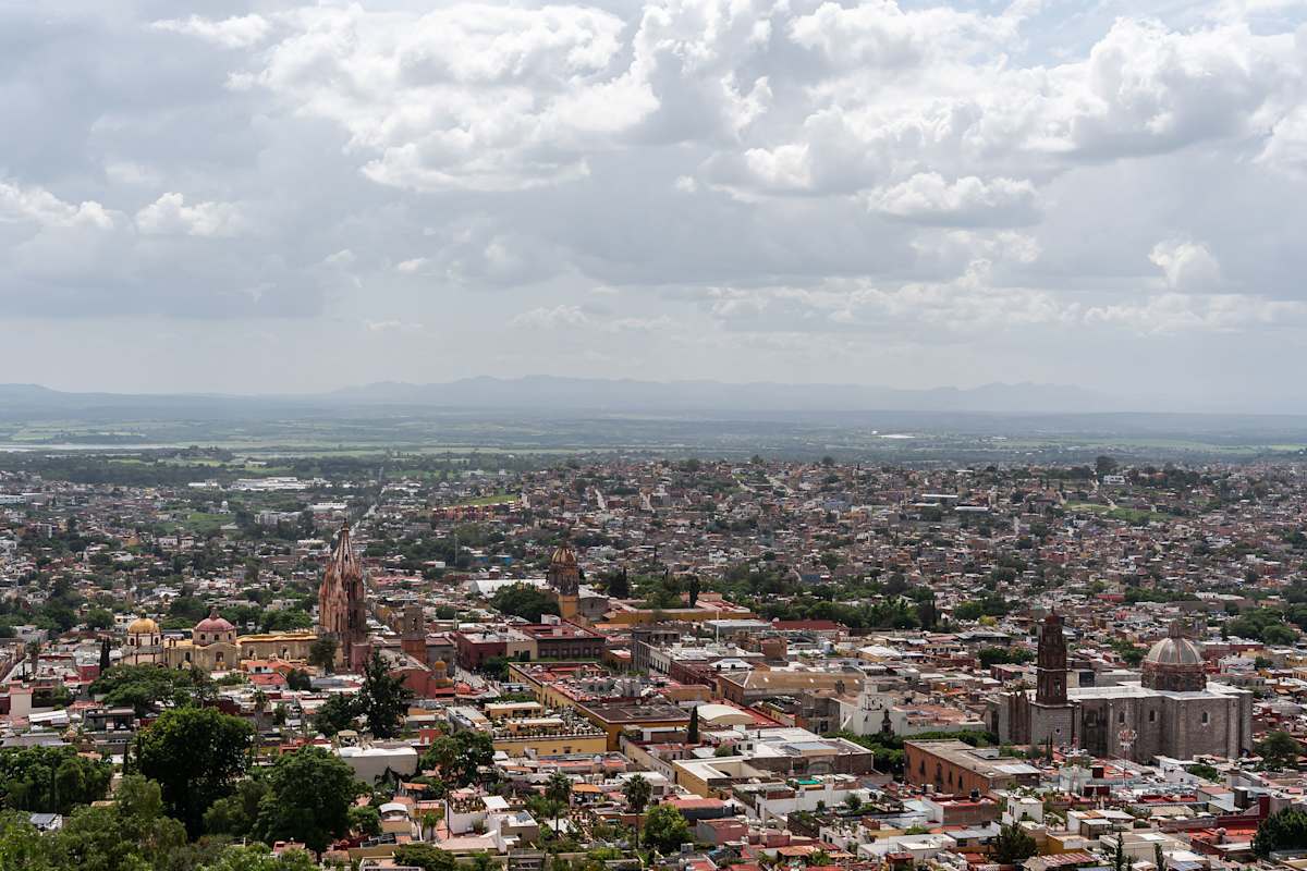 Casa Altamira: Stylish 1BR w/ City Views in Centro · photo 20