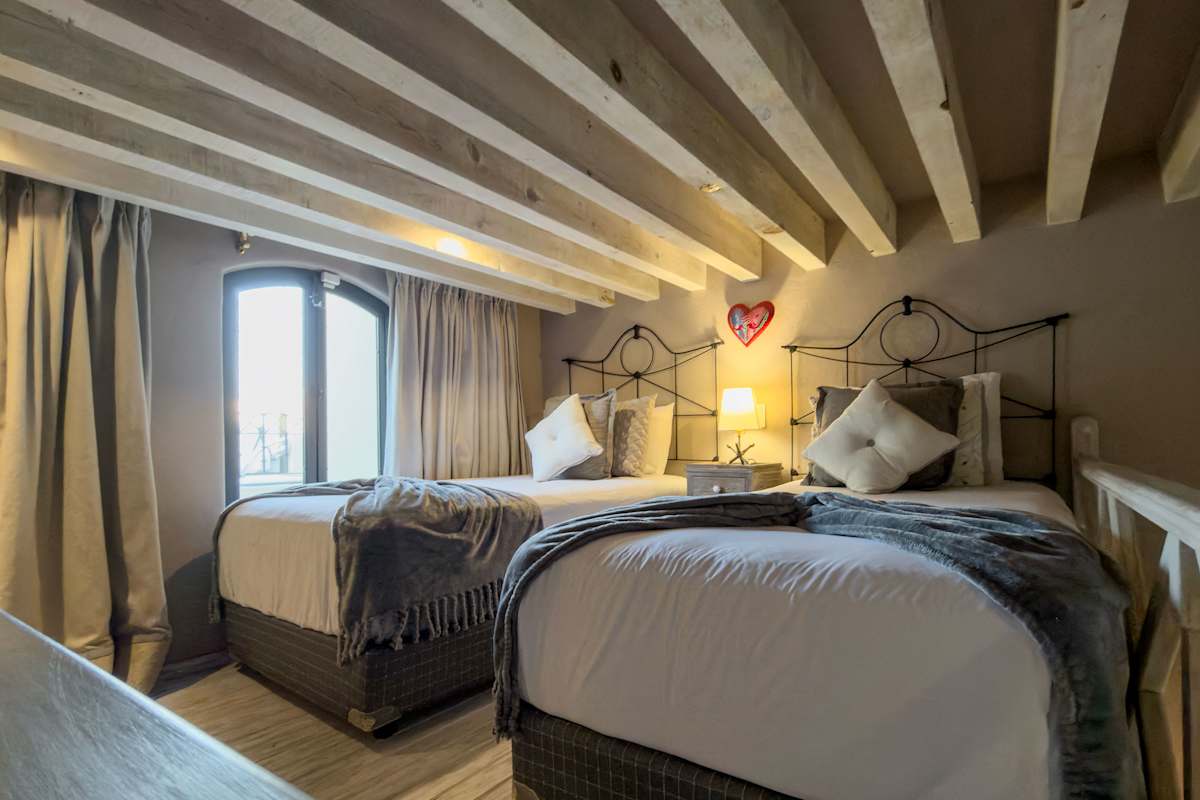 Casa Libélula – 3BR with Rooftop, Hot Tub & Views 39